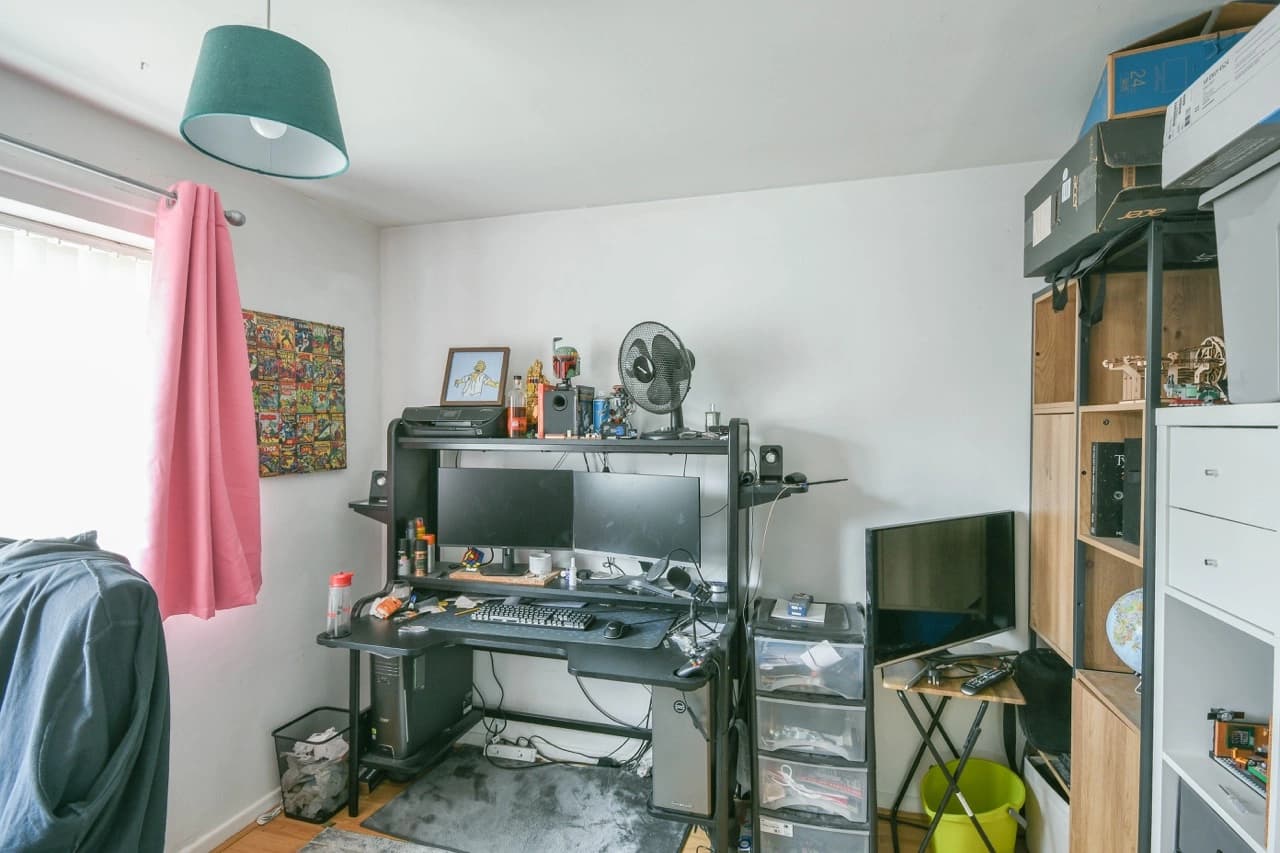 property photo 12 of 19