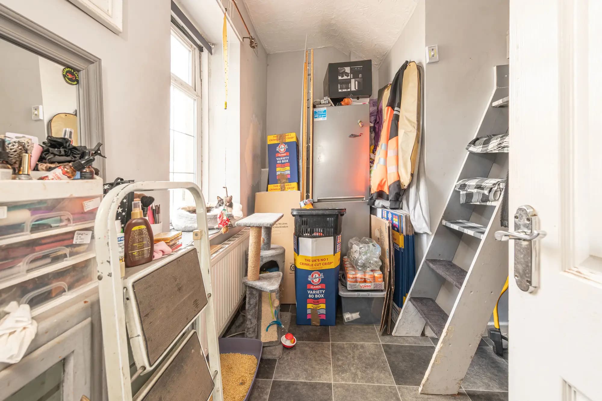property photo 10 of 21