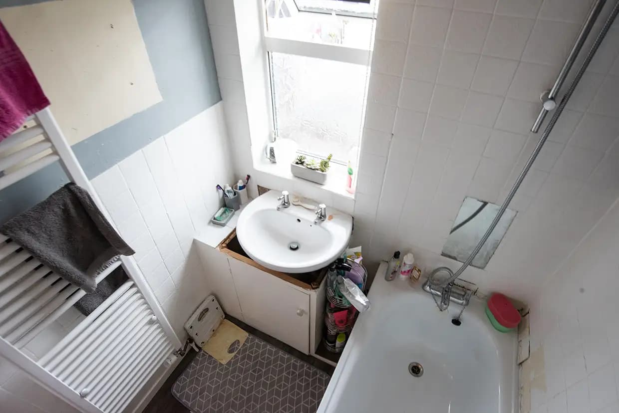 property photo 9 of 25