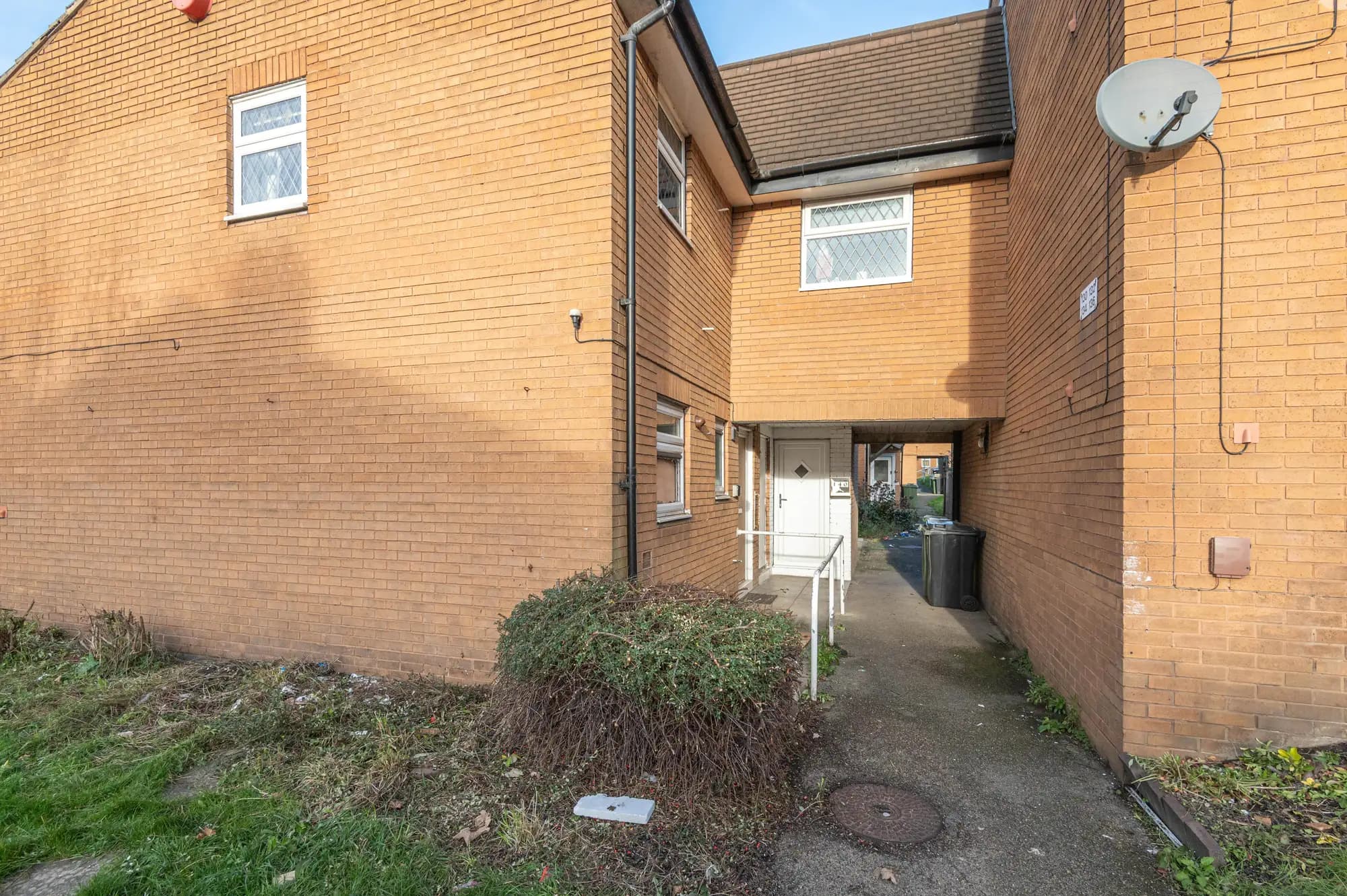 property photo 16 of 19