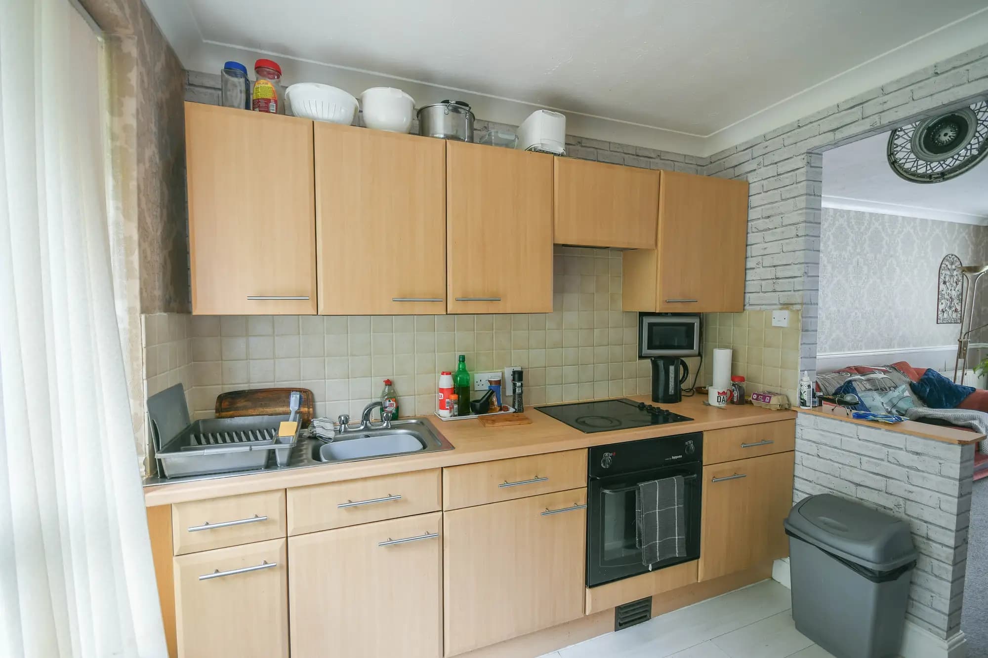 property photo 9 of 21