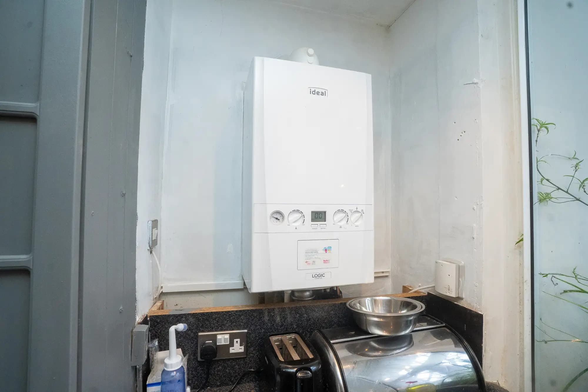 property photo 23 of 28