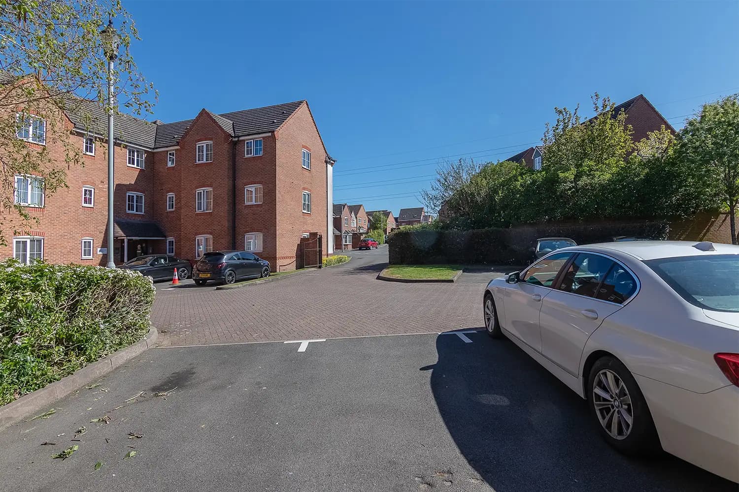 property photo 31 of 34