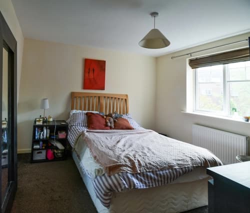 property photo 5 of 13