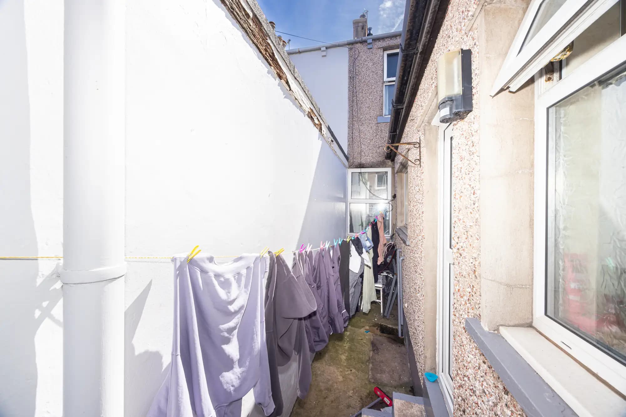 property photo 15 of 16