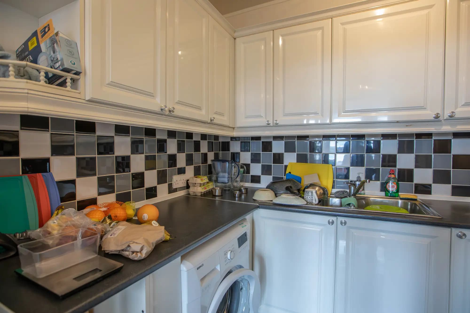 property photo 6 of 16