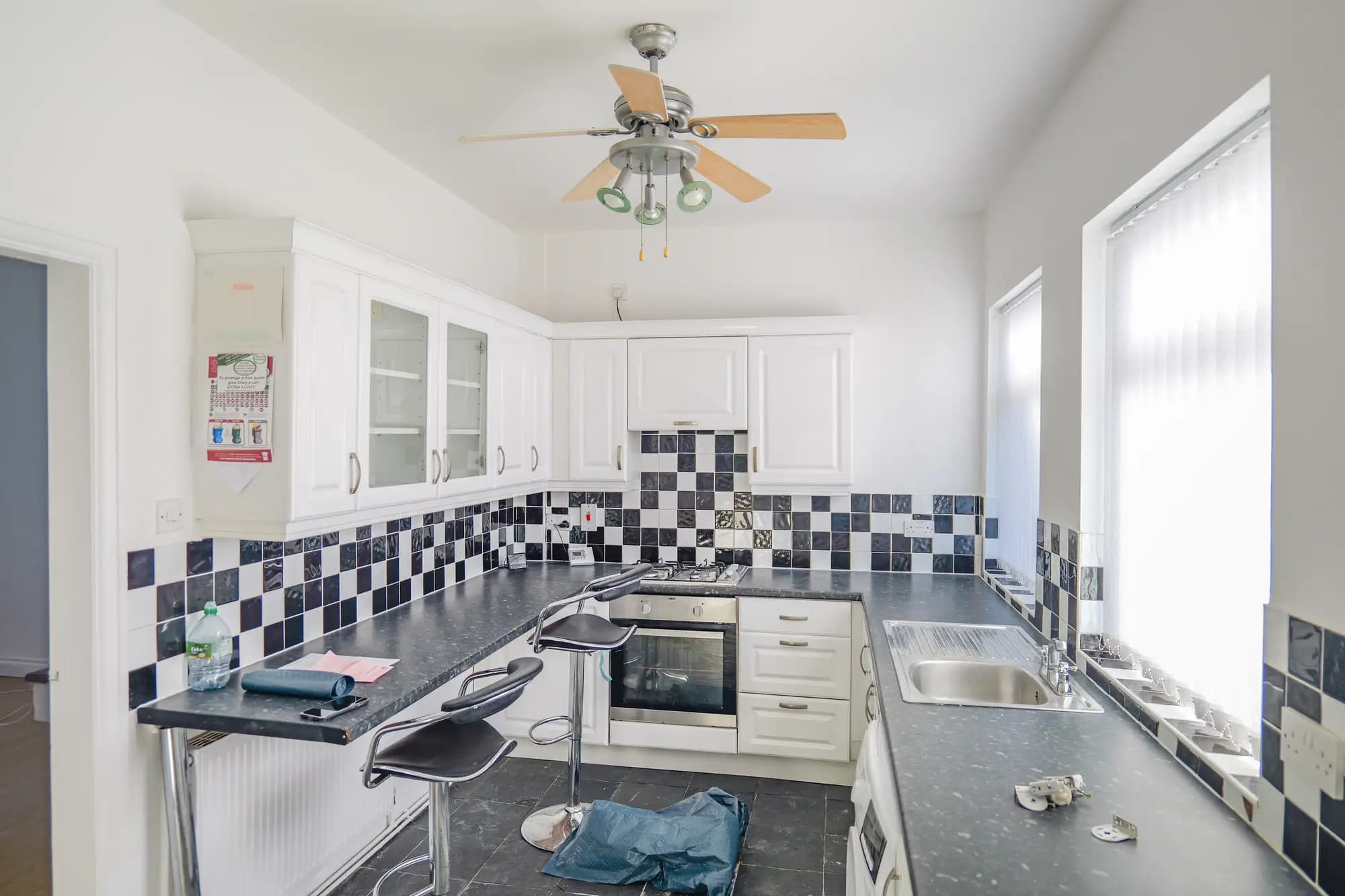 property photo 6 of 23