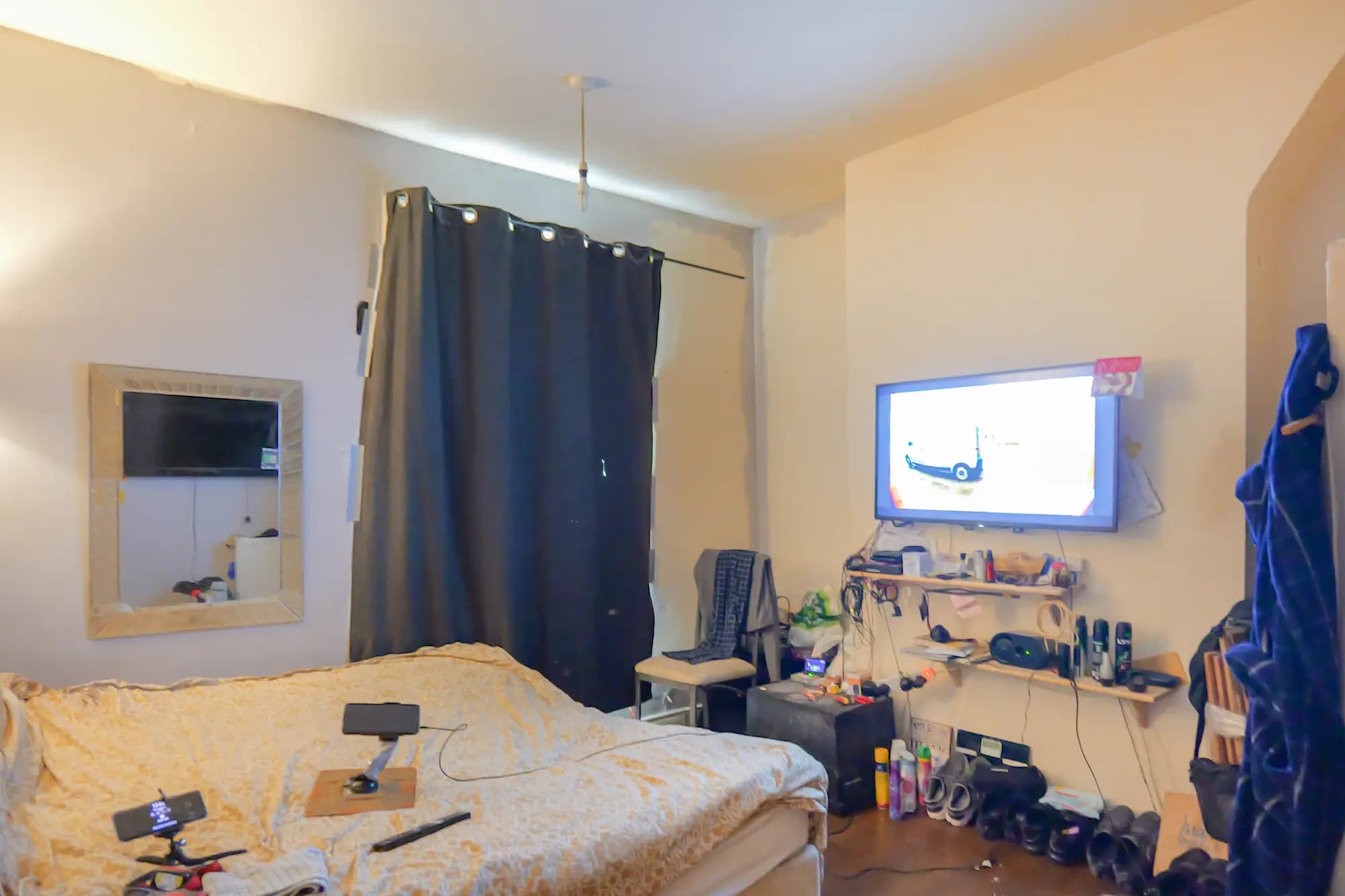 property photo 11 of 20