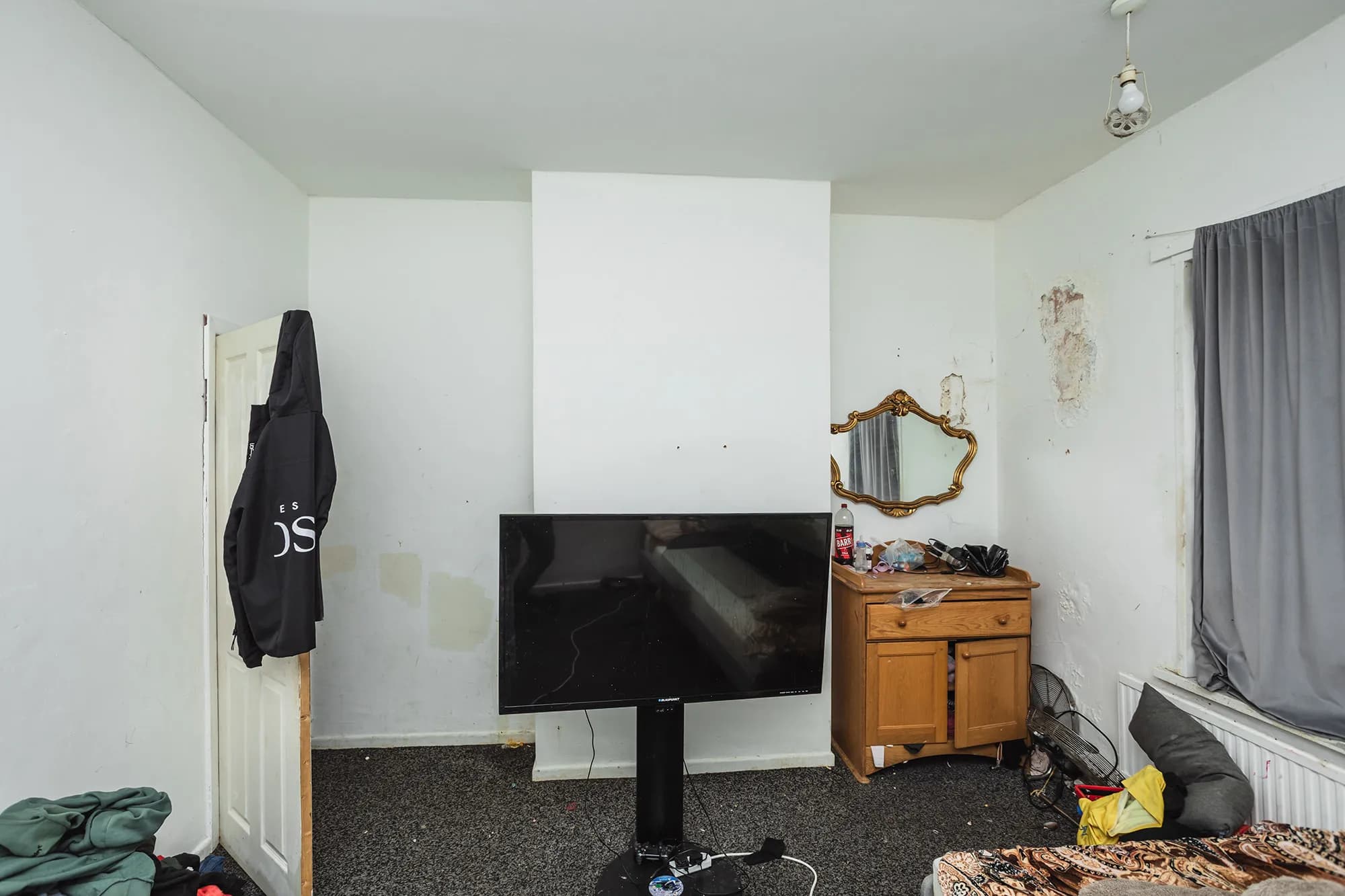 property photo 25 of 34