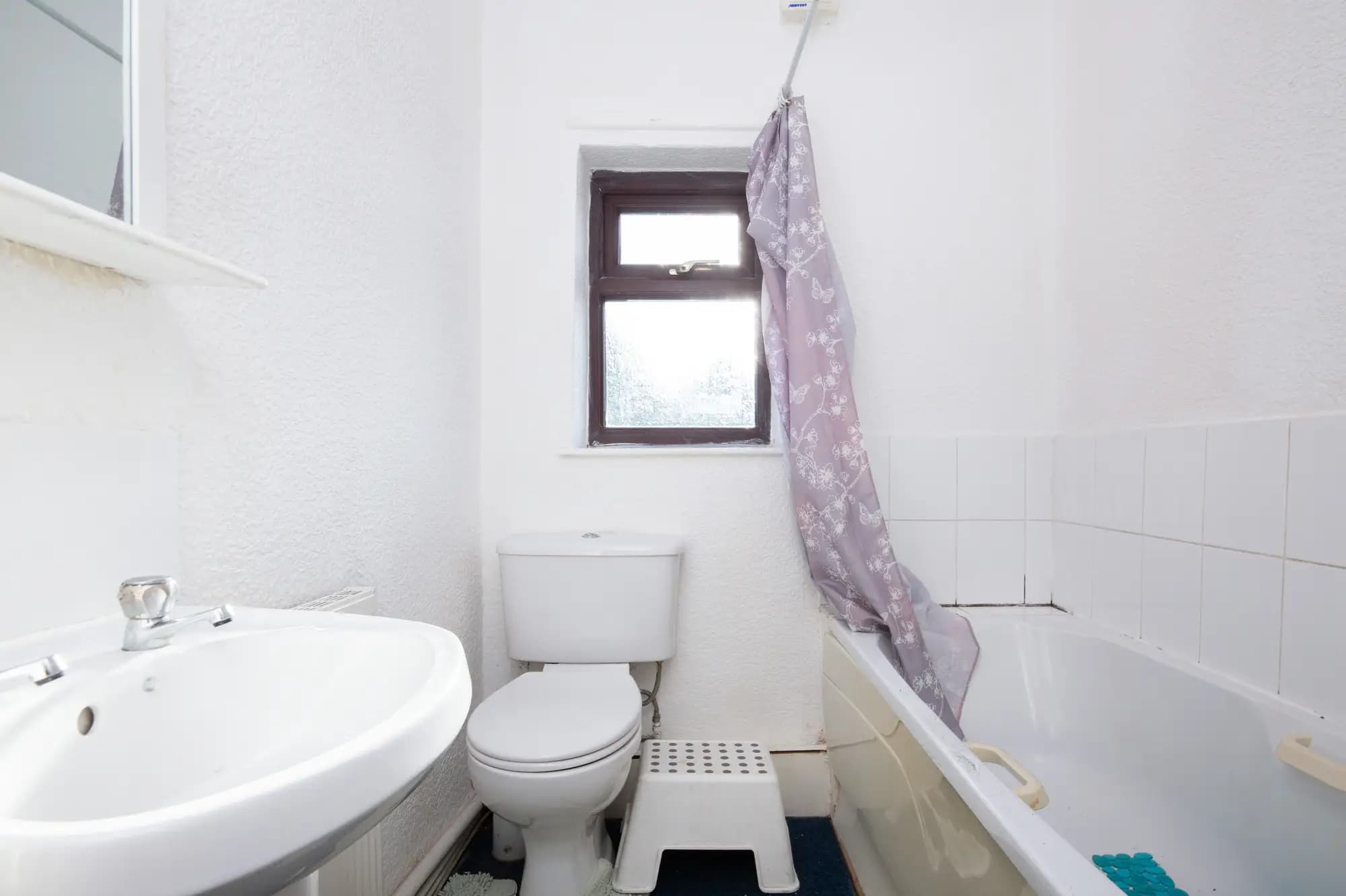 property photo 11 of 21