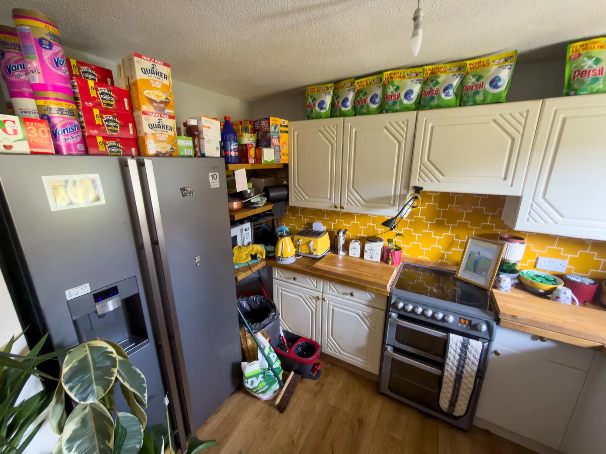 property photo 5 of 16