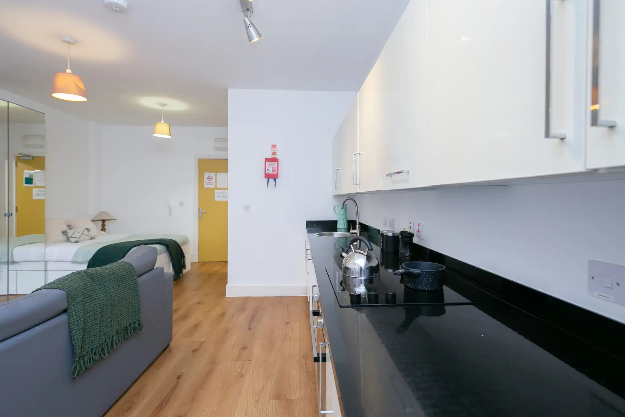 property photo 5 of 29