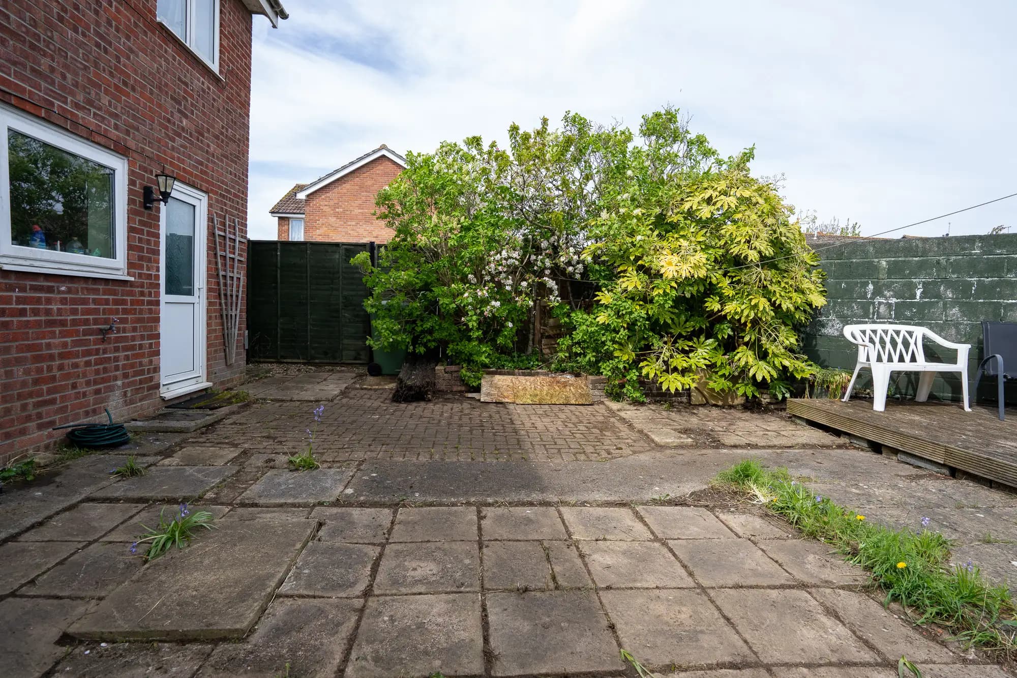 property photo 25 of 27