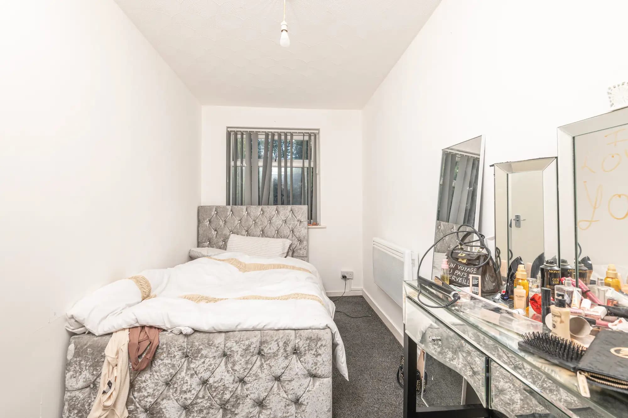 property photo 12 of 20