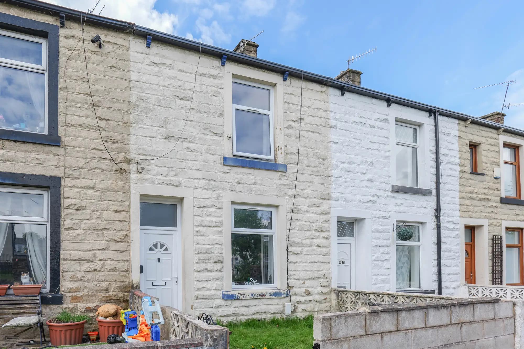 property photo 2 of 22