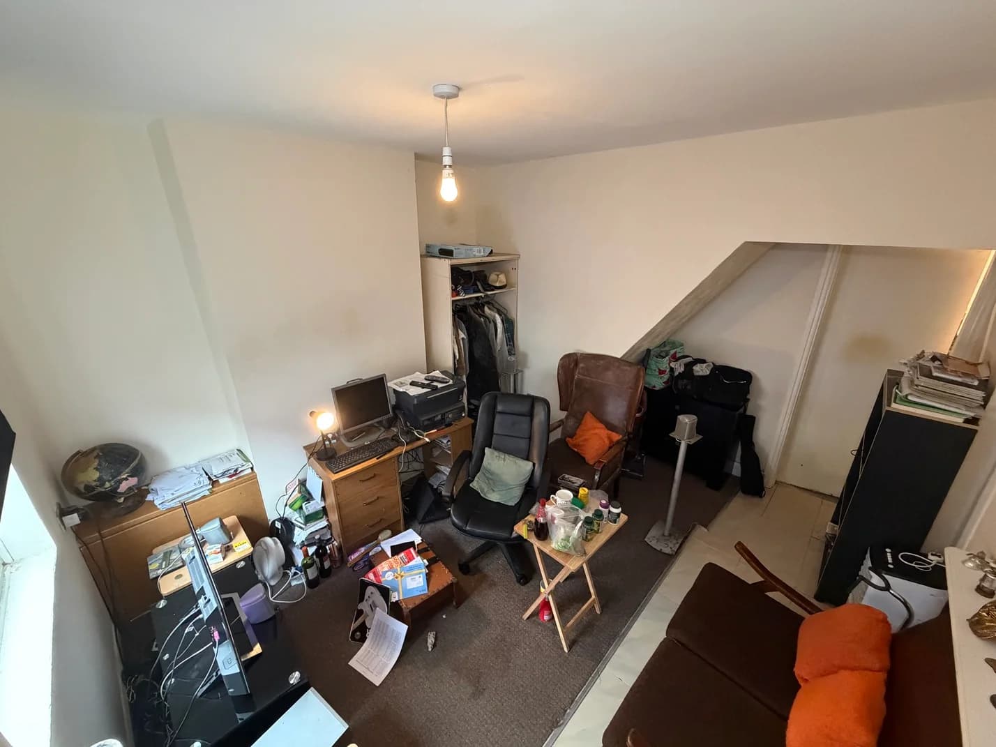 property photo 4 of 17