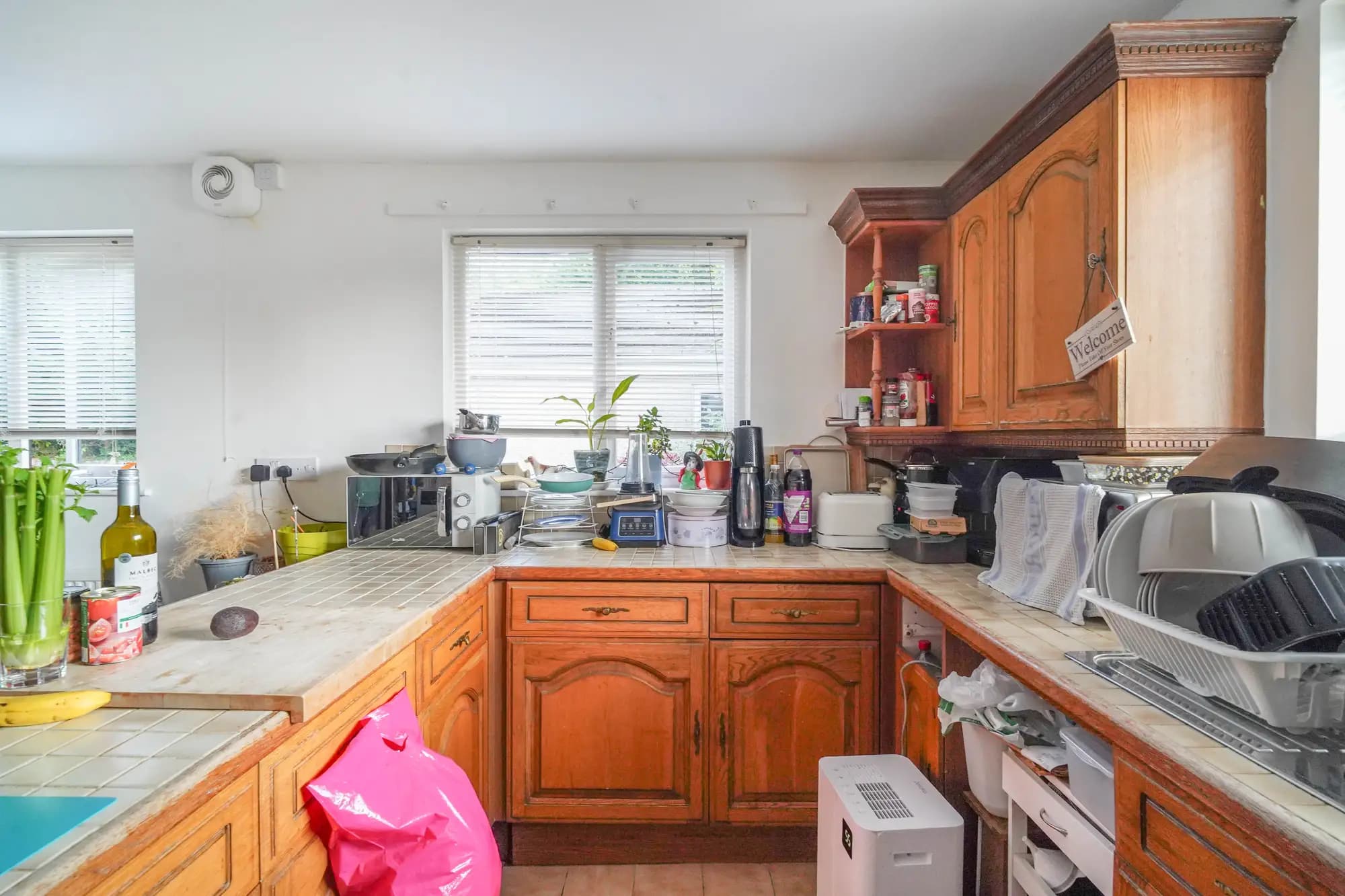 property photo 8 of 31