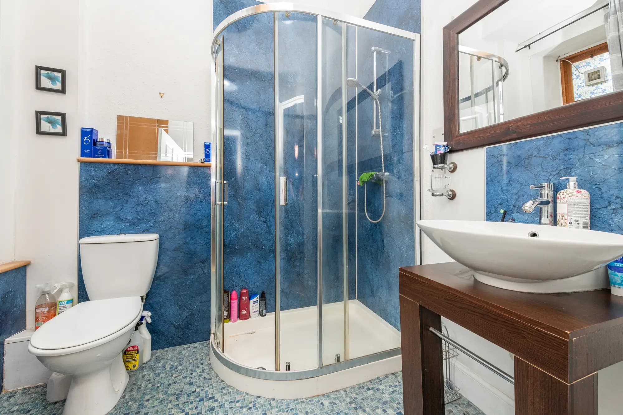 property photo 10 of 26