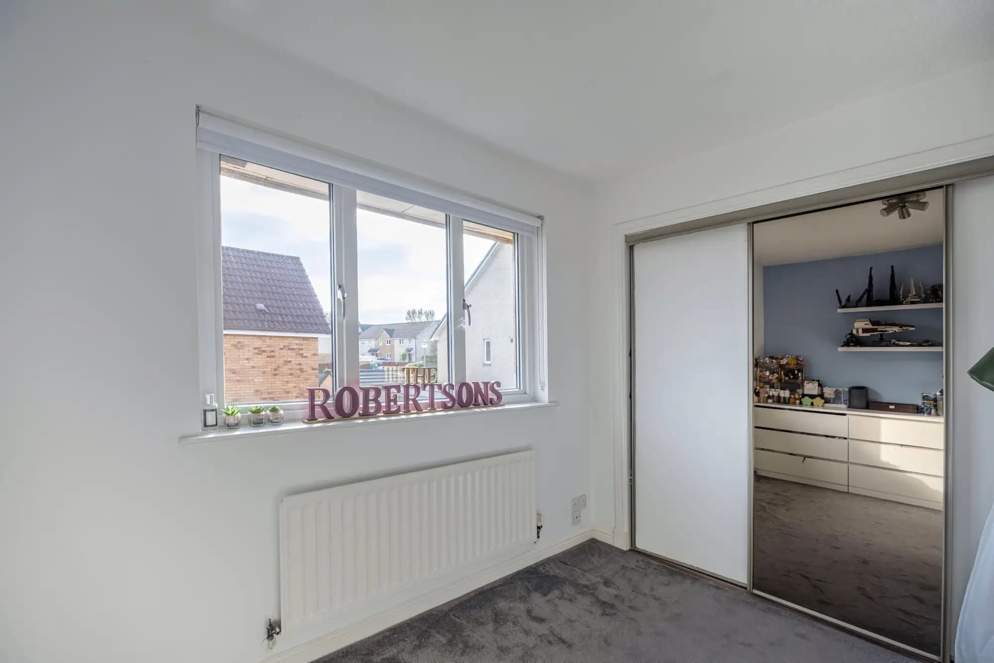 property photo 16 of 28