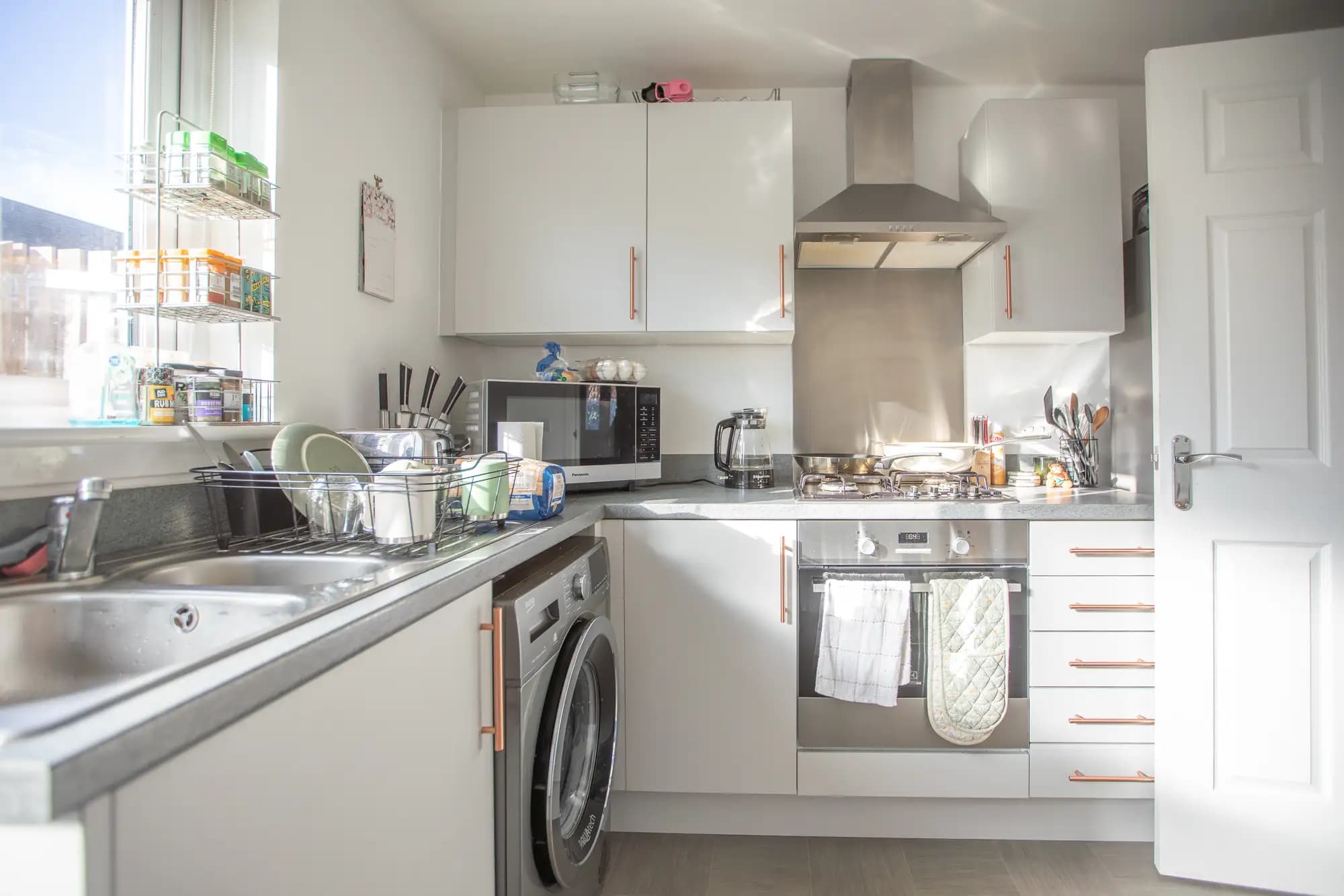 property photo 11 of 36