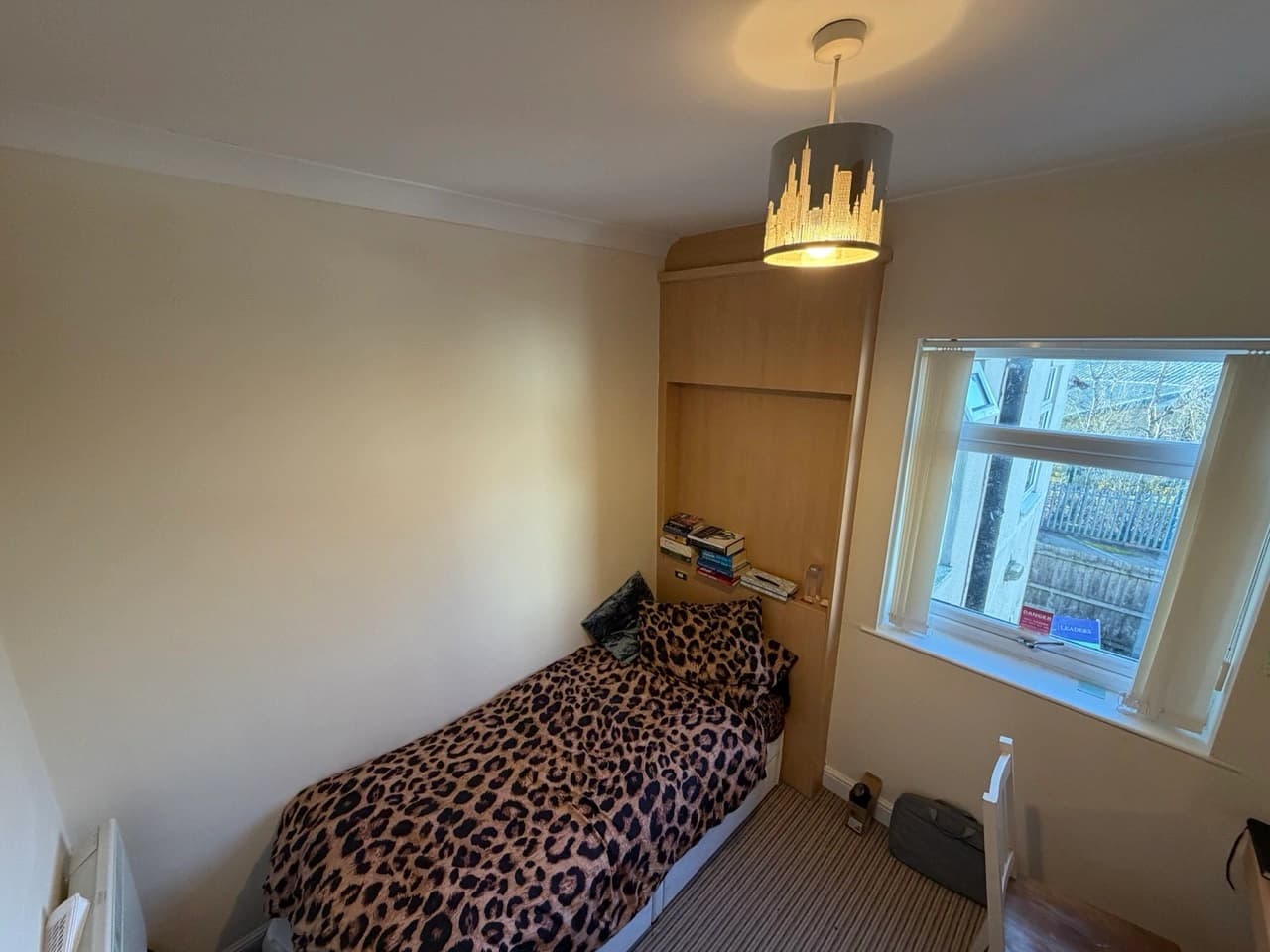 property photo 21 of 28