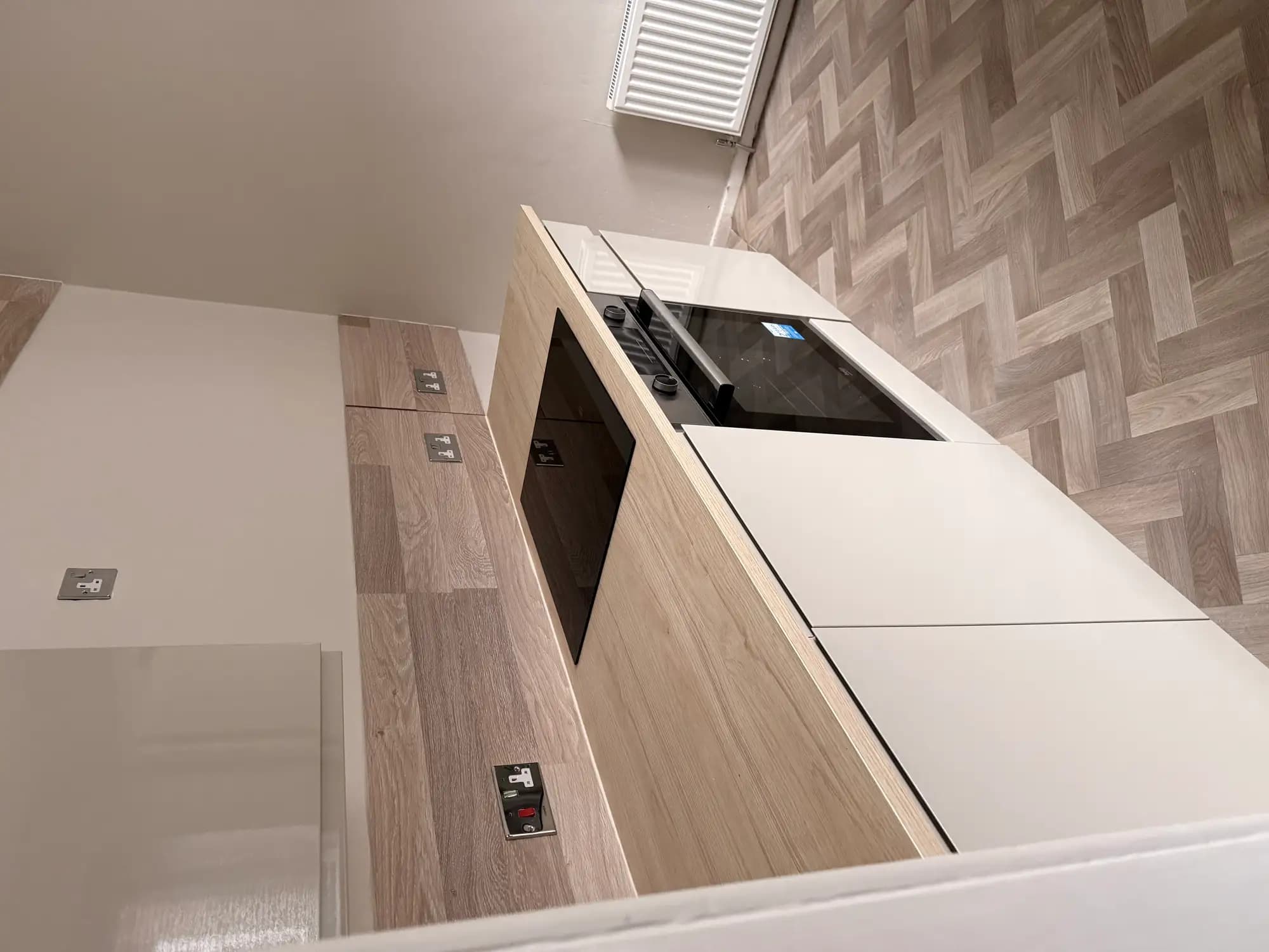 property photo 6 of 27