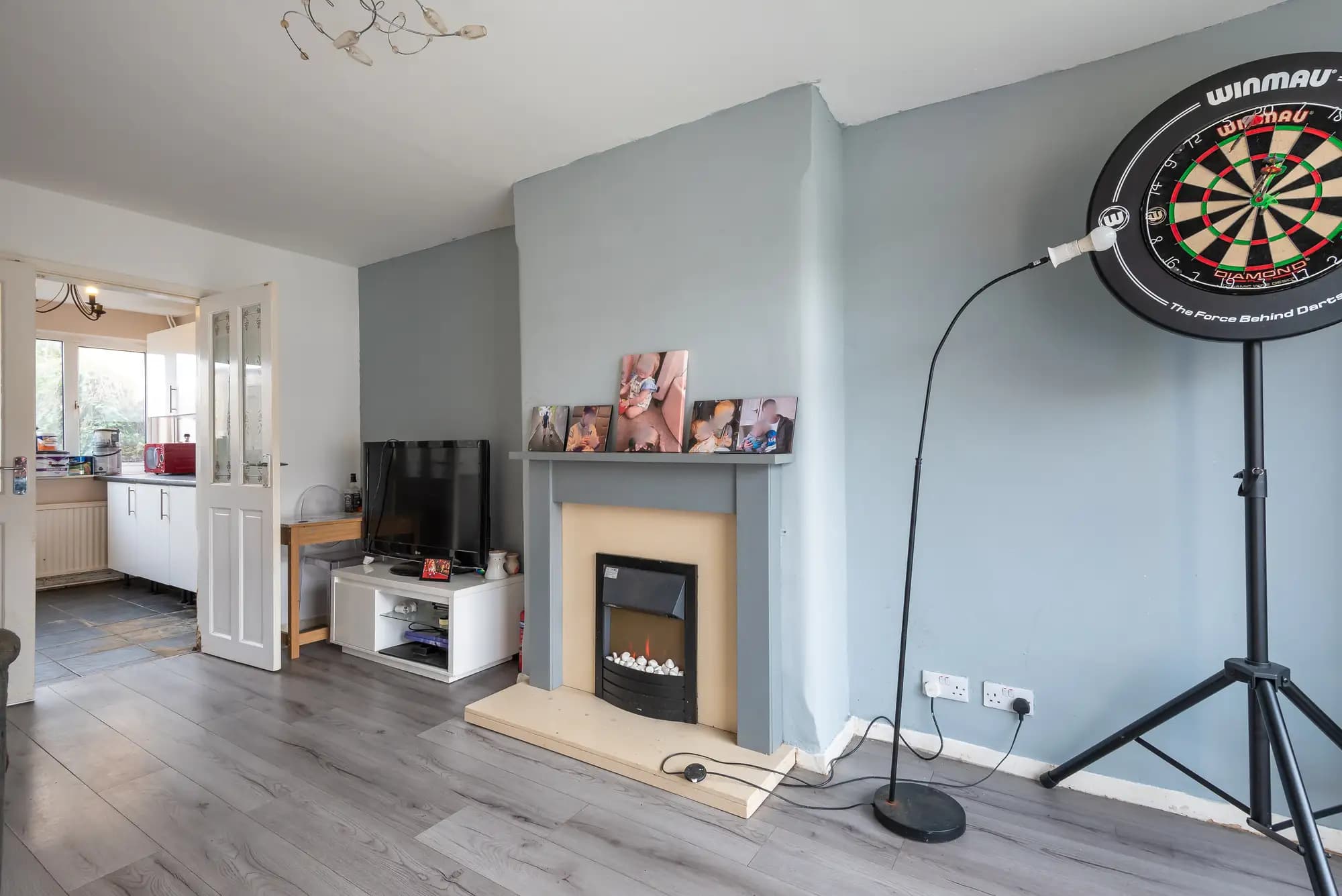 property photo 4 of 15