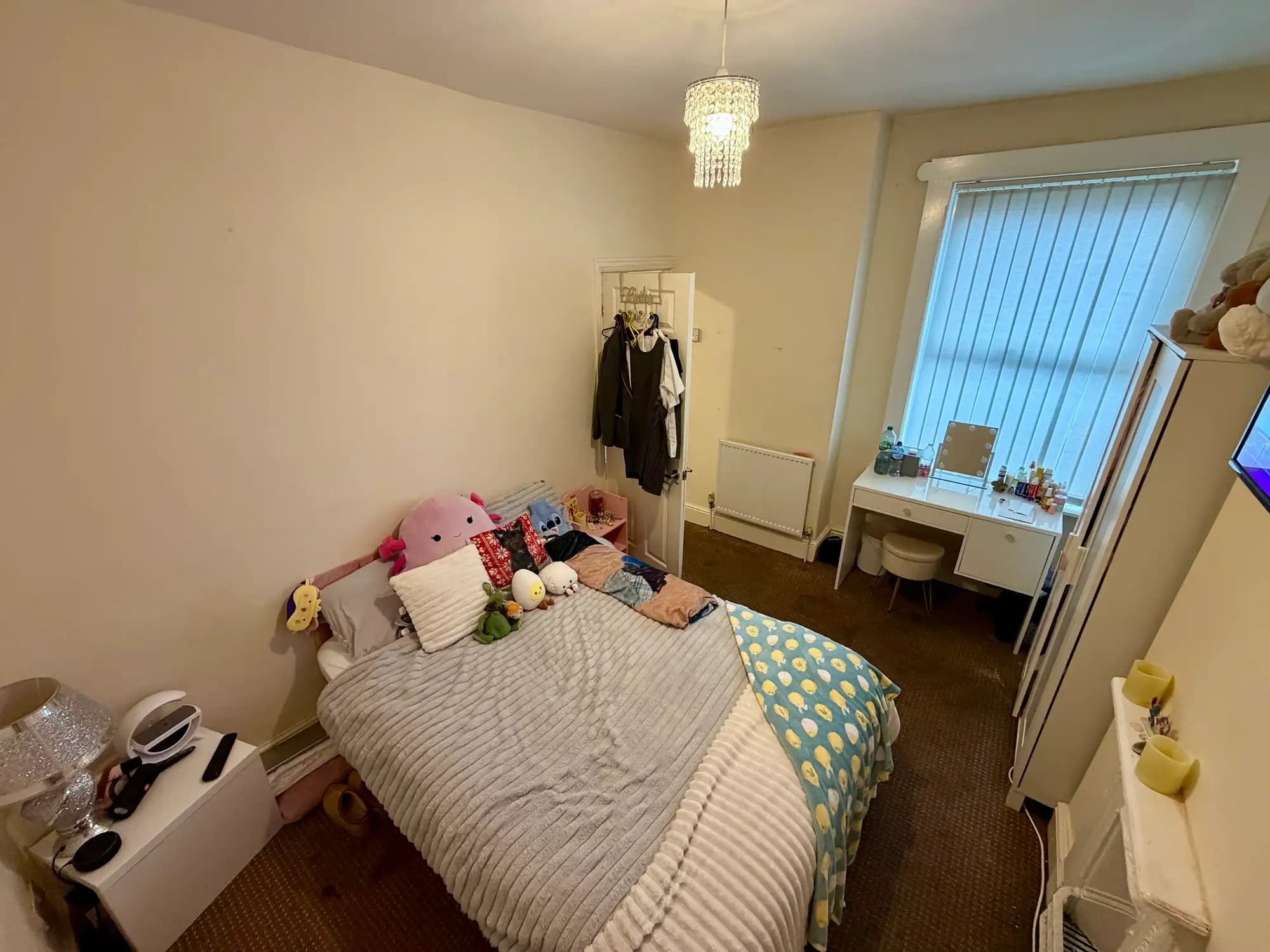 property photo 11 of 26