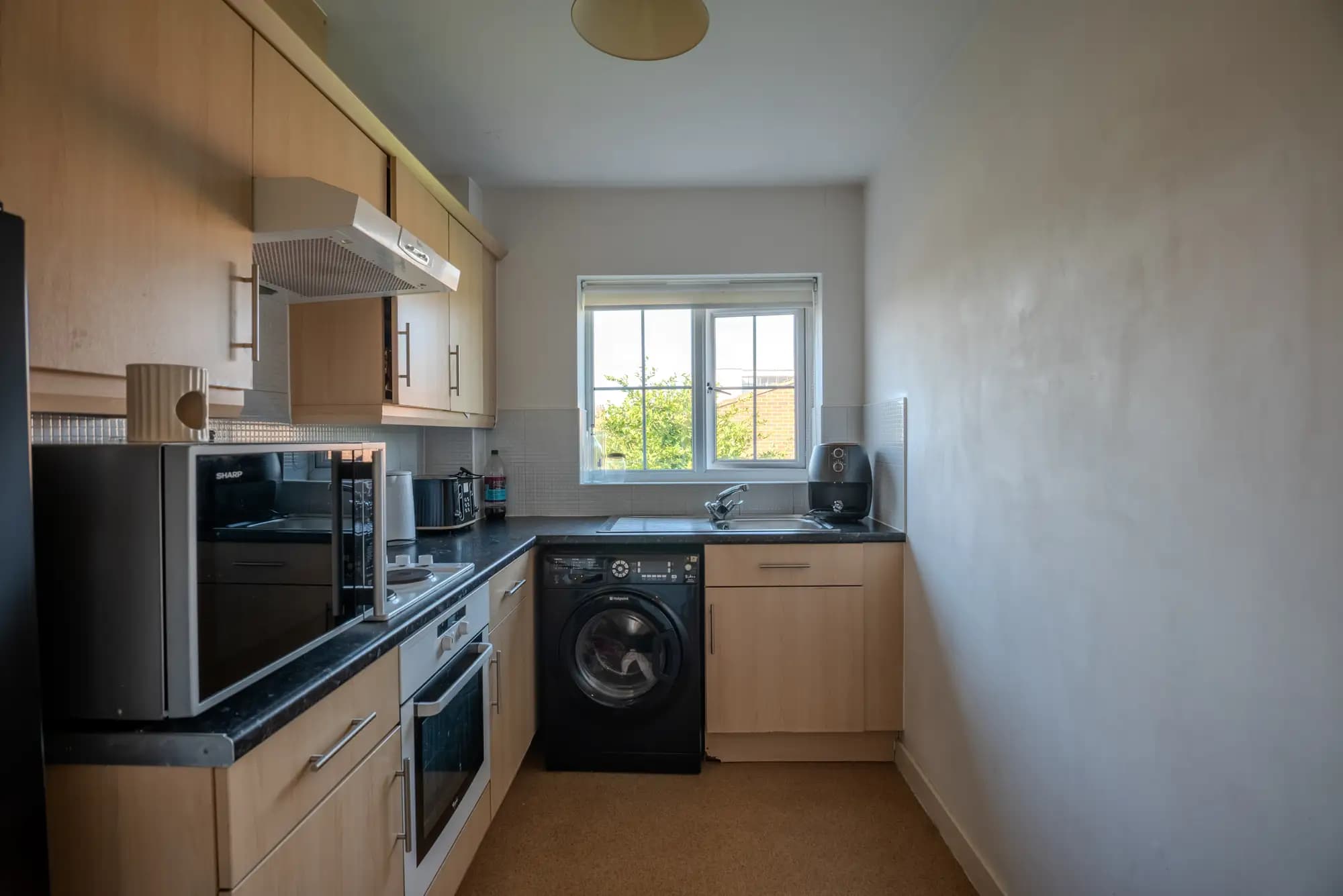 property photo 5 of 16