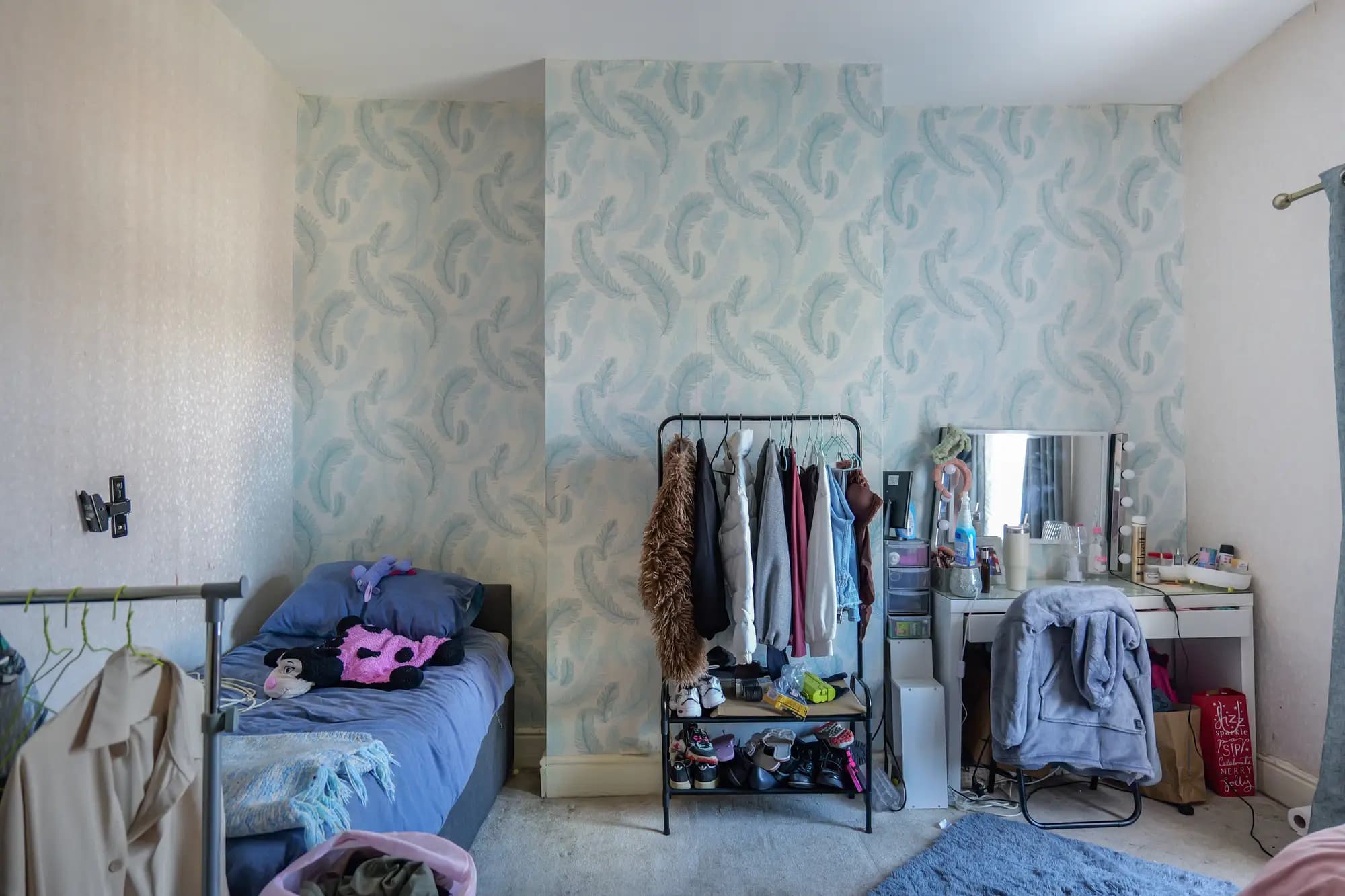 property photo 8 of 25