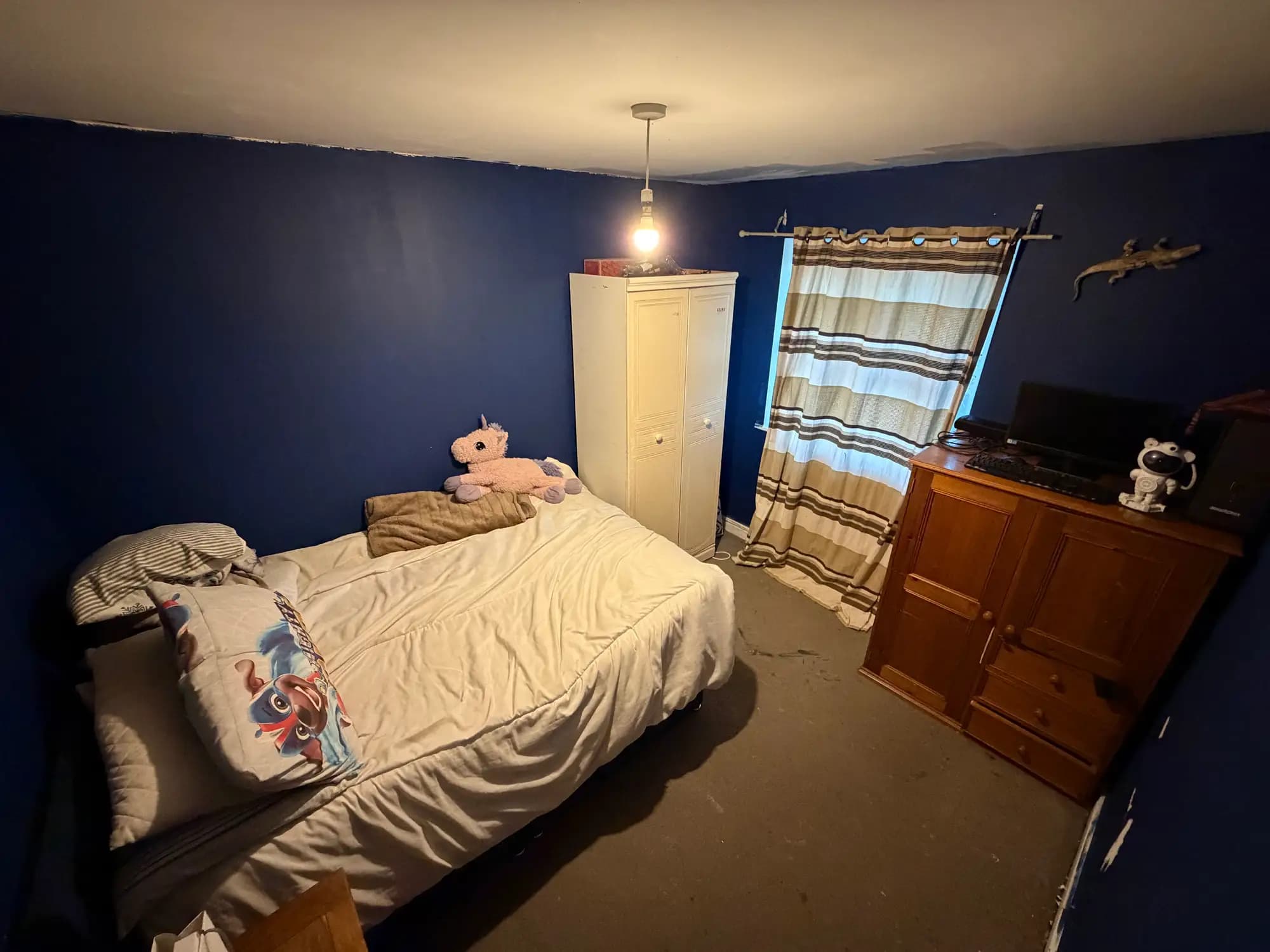 property photo 21 of 36