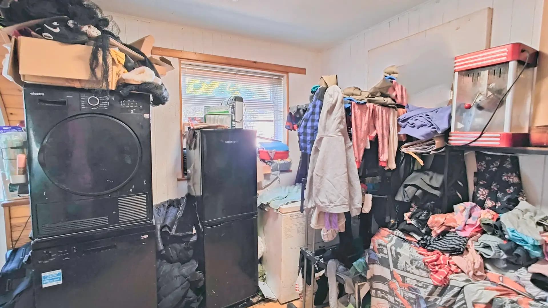 property photo 6 of 26