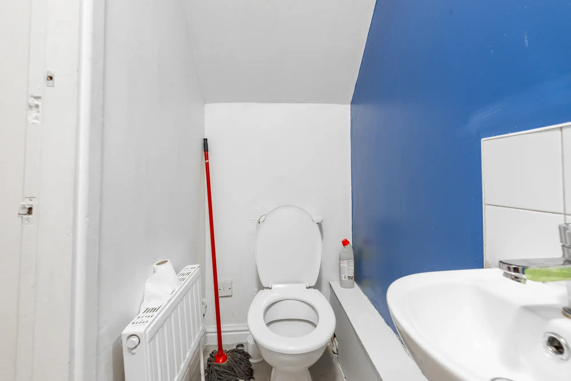 property photo 7 of 16