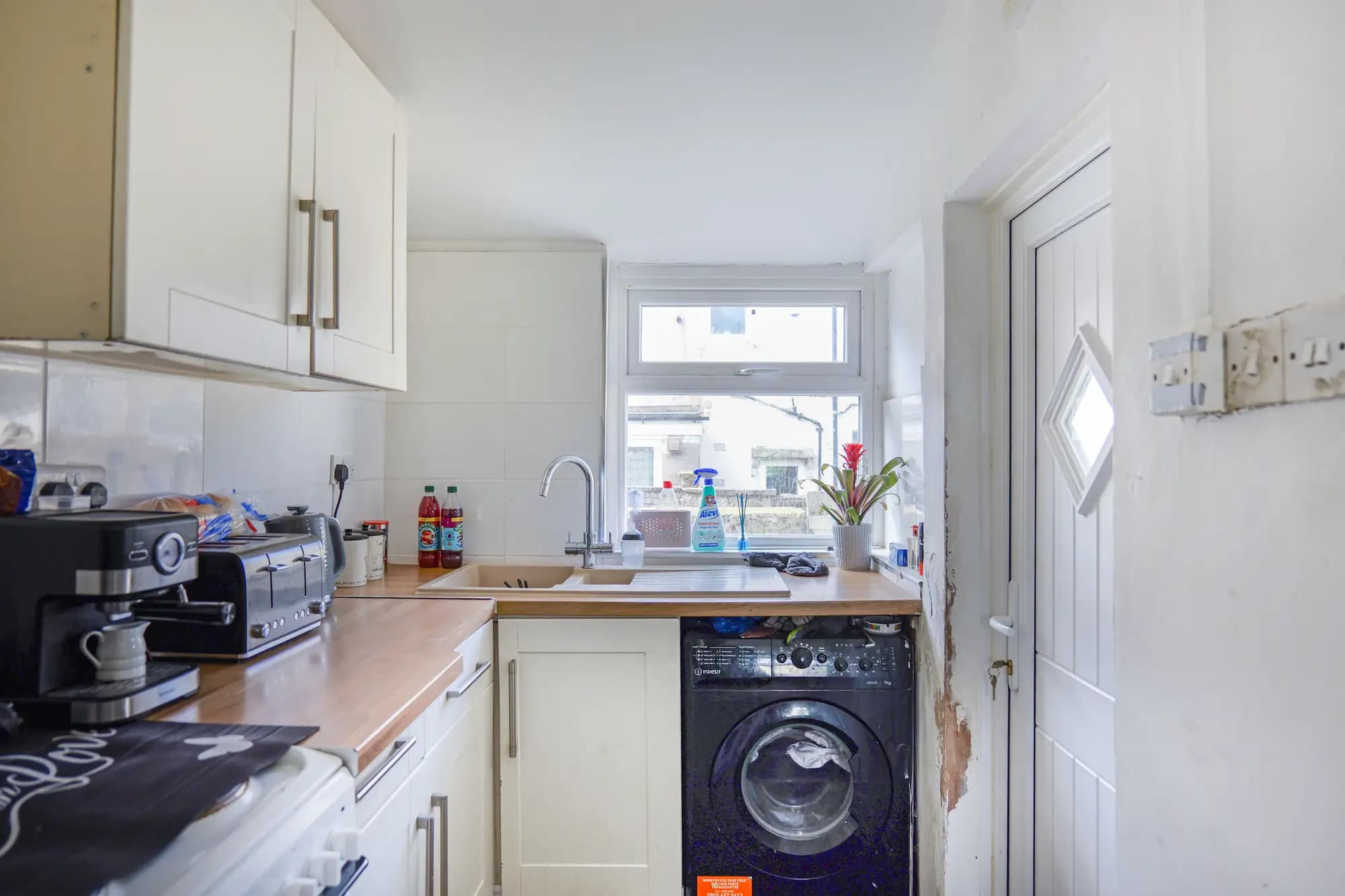 property photo 7 of 22