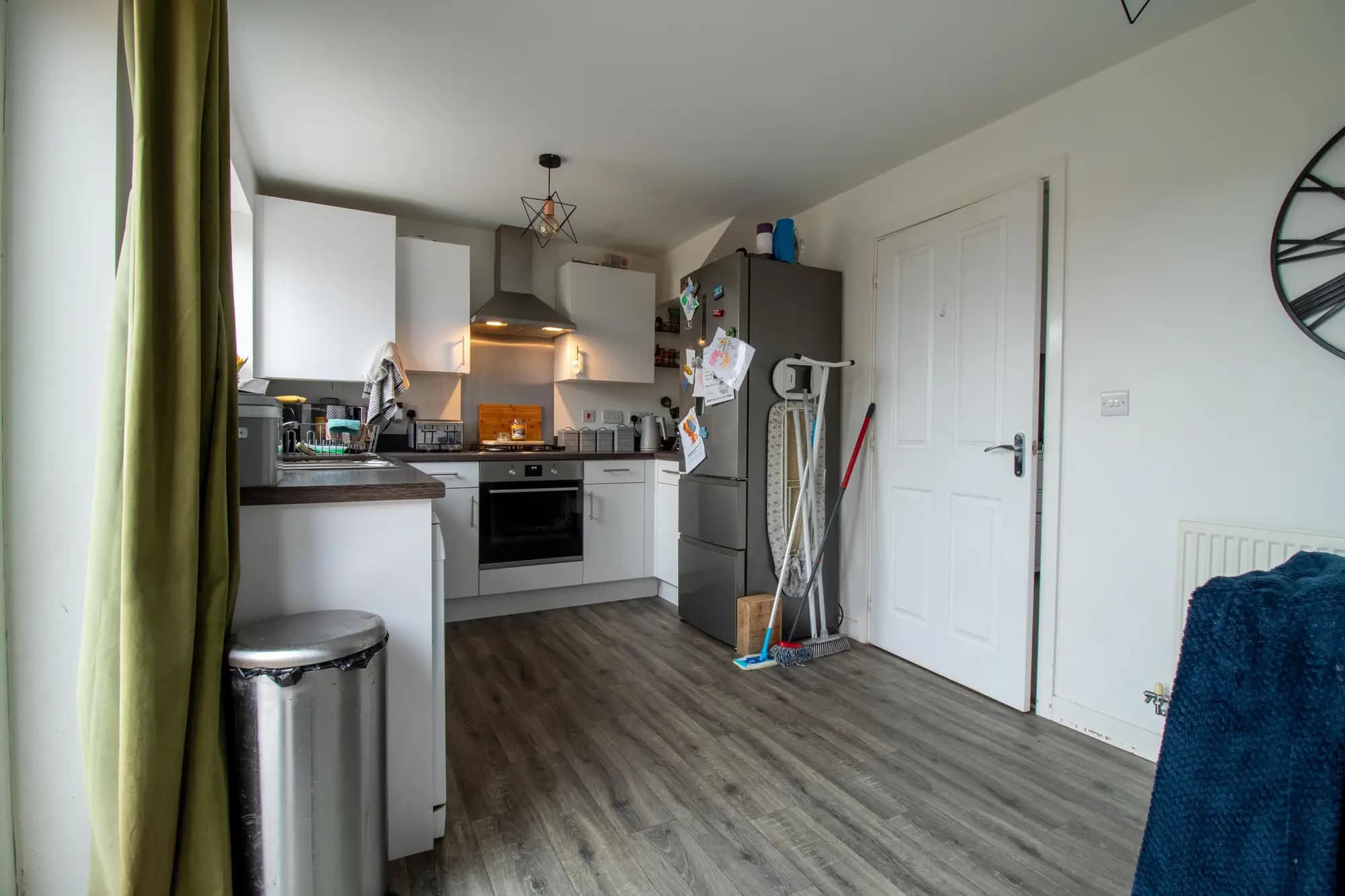 property photo 5 of 18