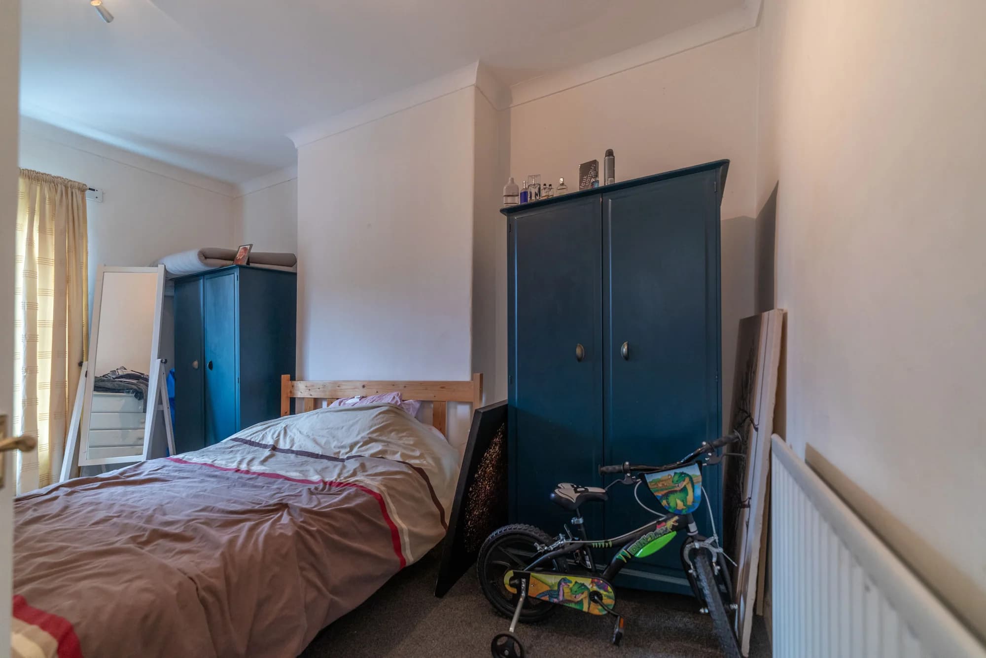 property photo 13 of 20