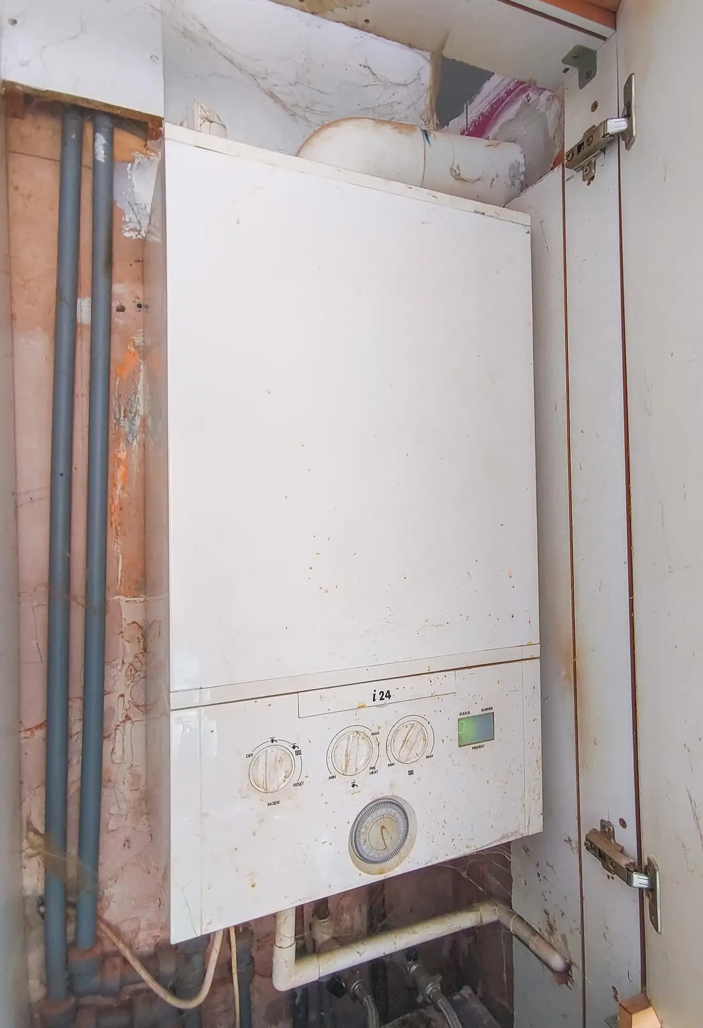 property photo 17 of 19