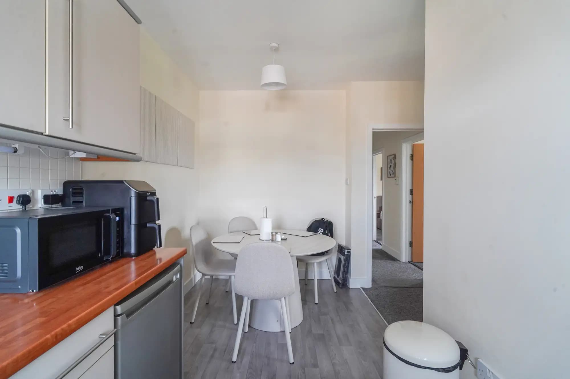 property photo 5 of 19
