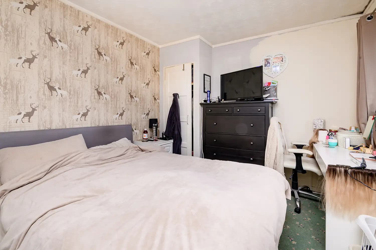 property photo 14 of 27