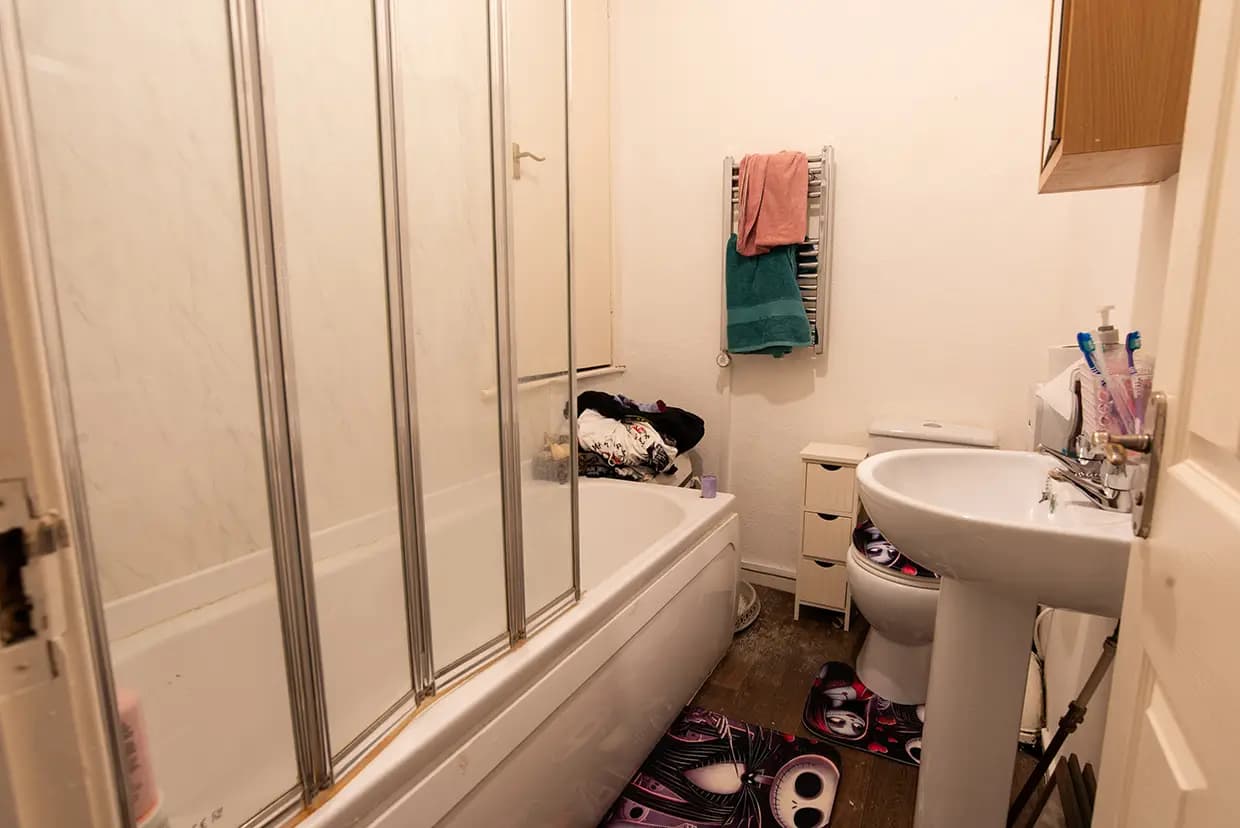 property photo 10 of 20