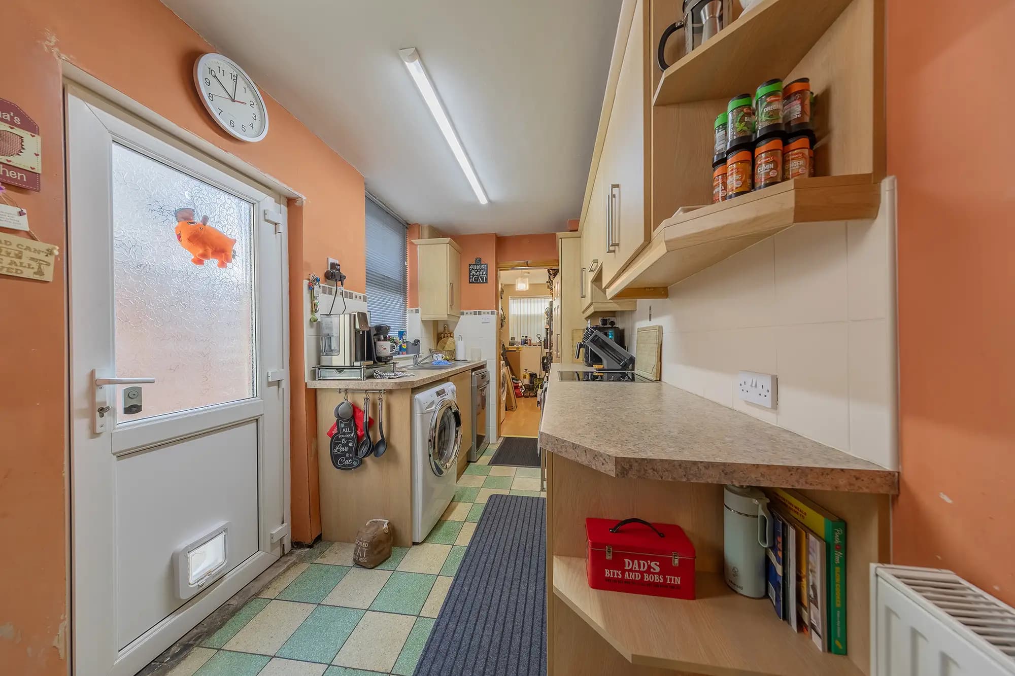 property photo 5 of 17
