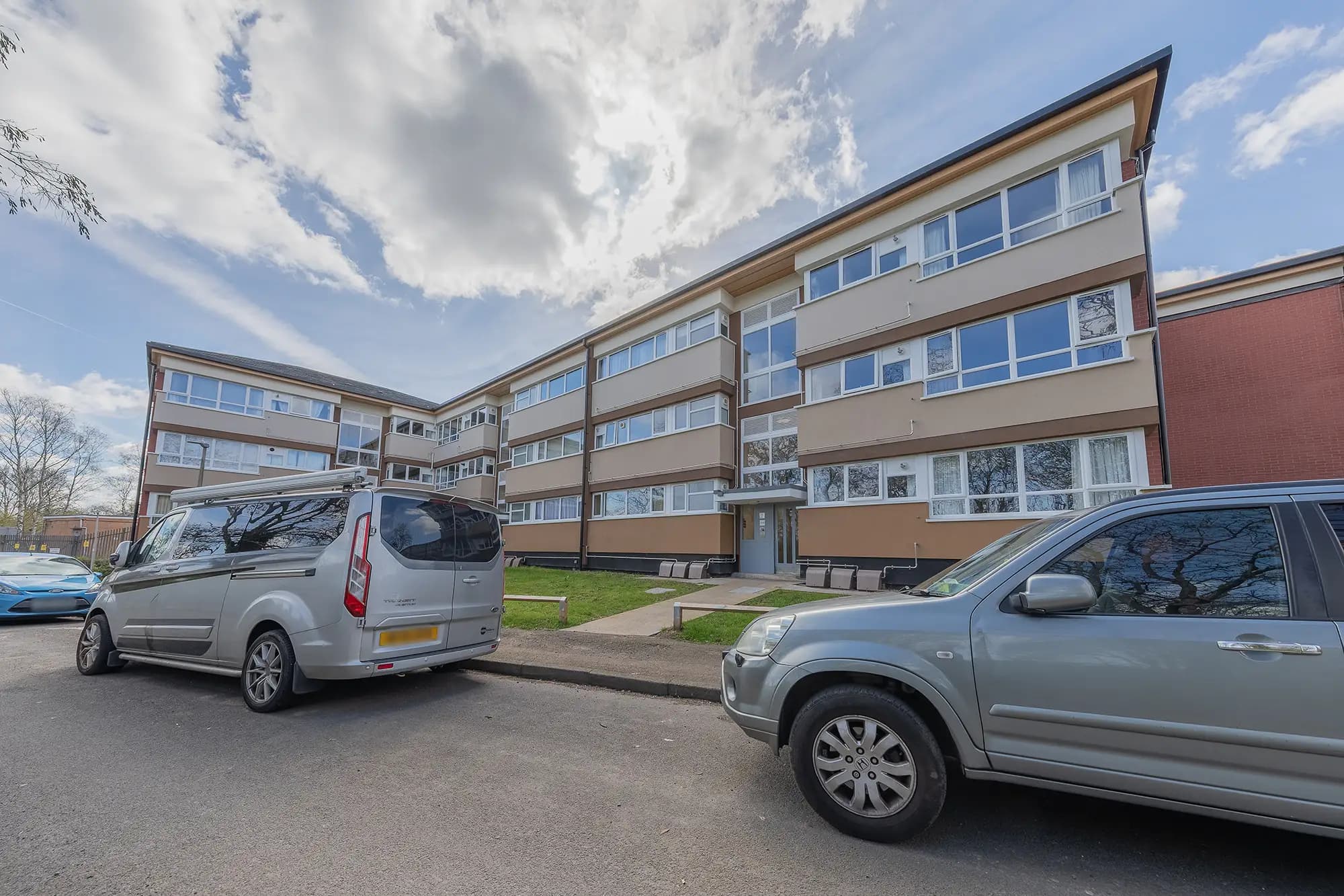 property photo 15 of 16