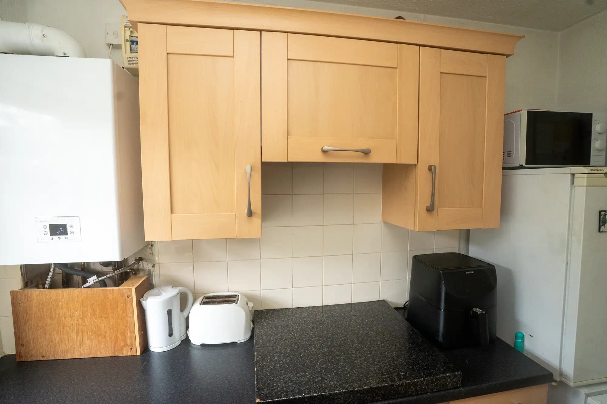 property photo 5 of 16