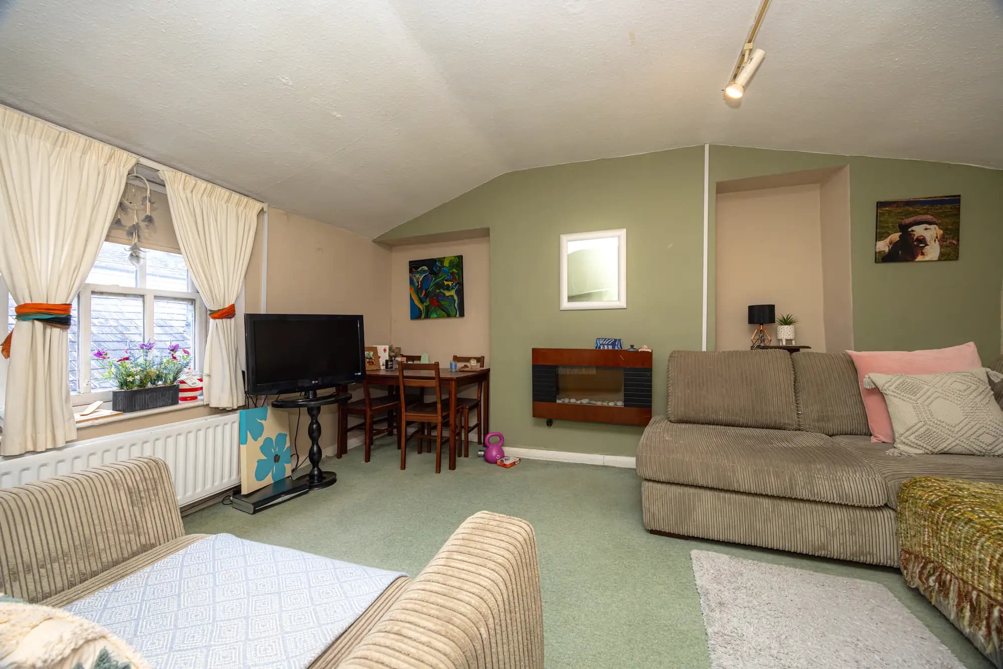 property photo 3 of 26