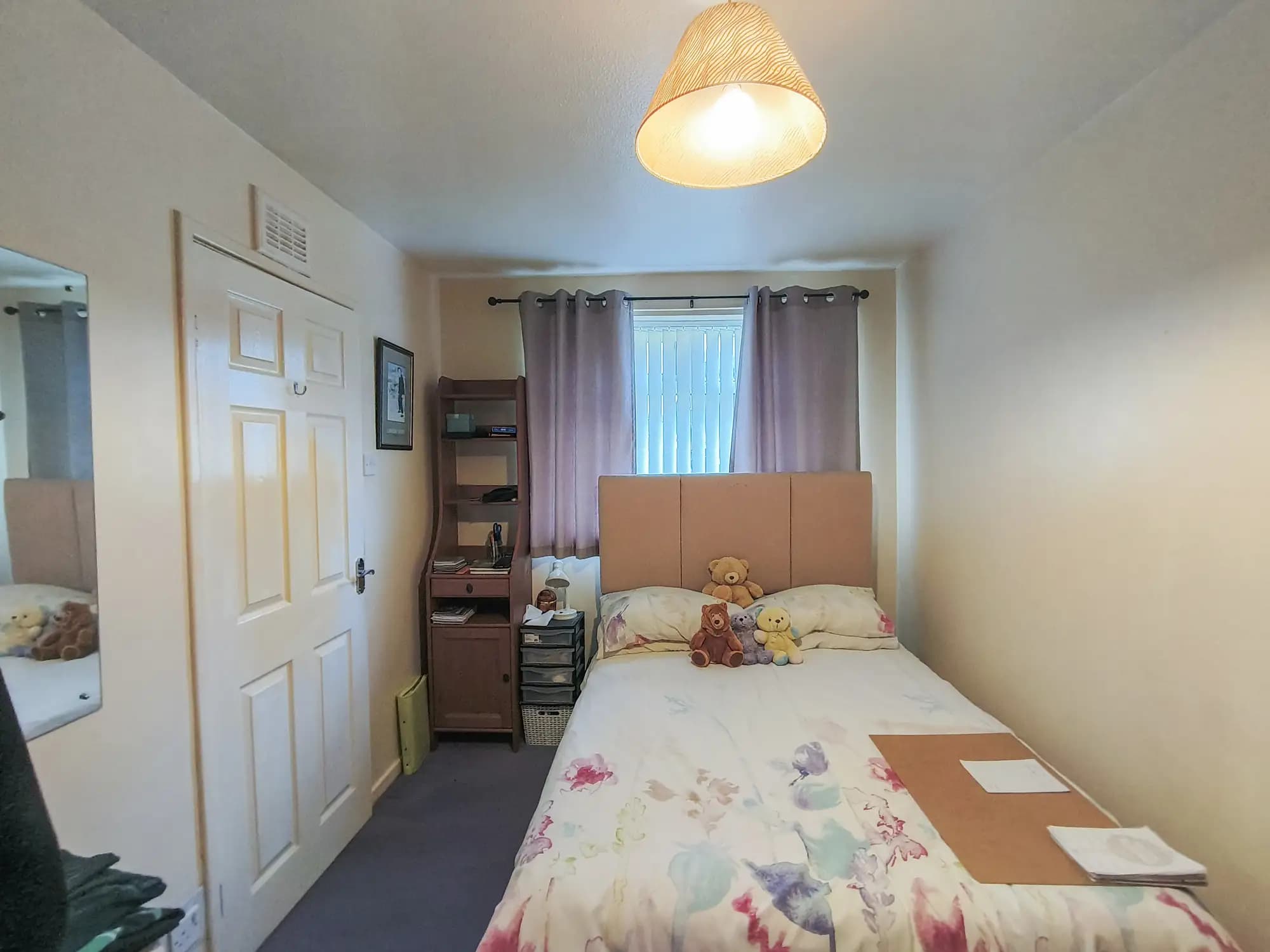 property photo 9 of 13