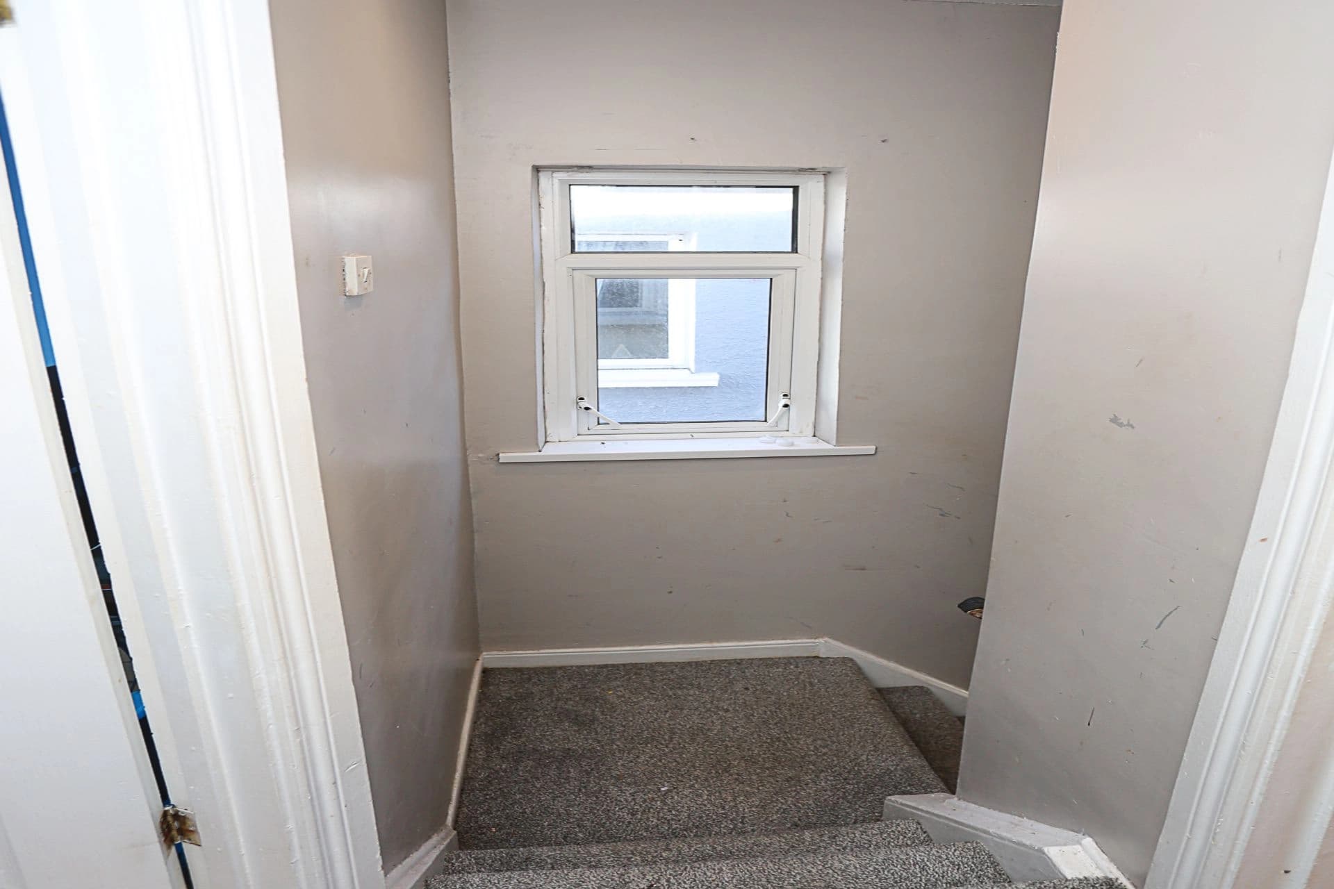 property photo 20 of 25