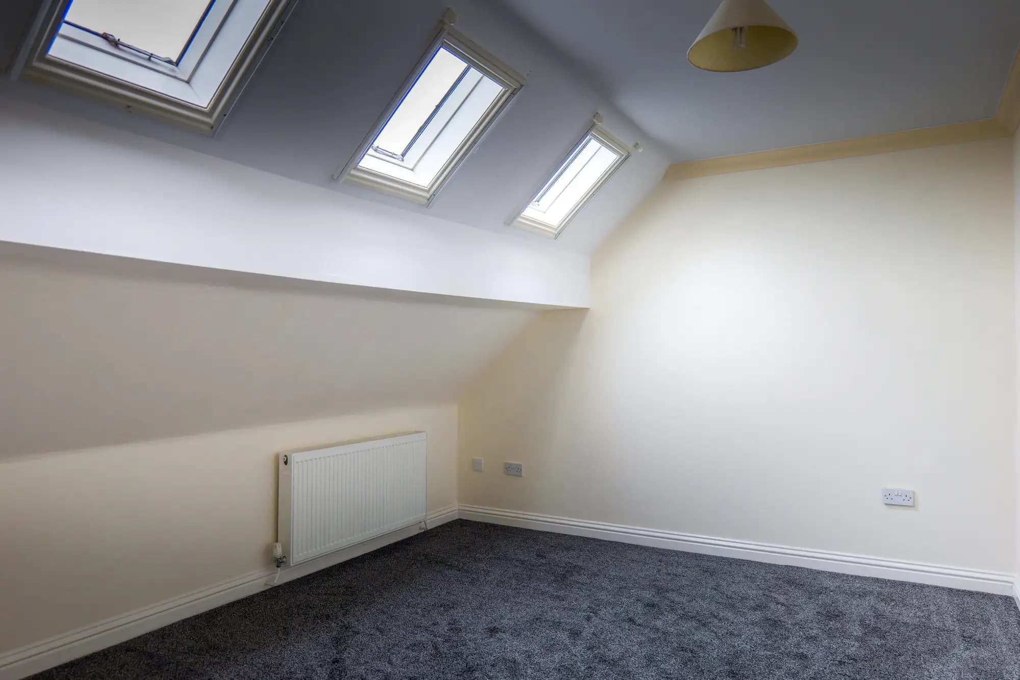 property photo 13 of 24