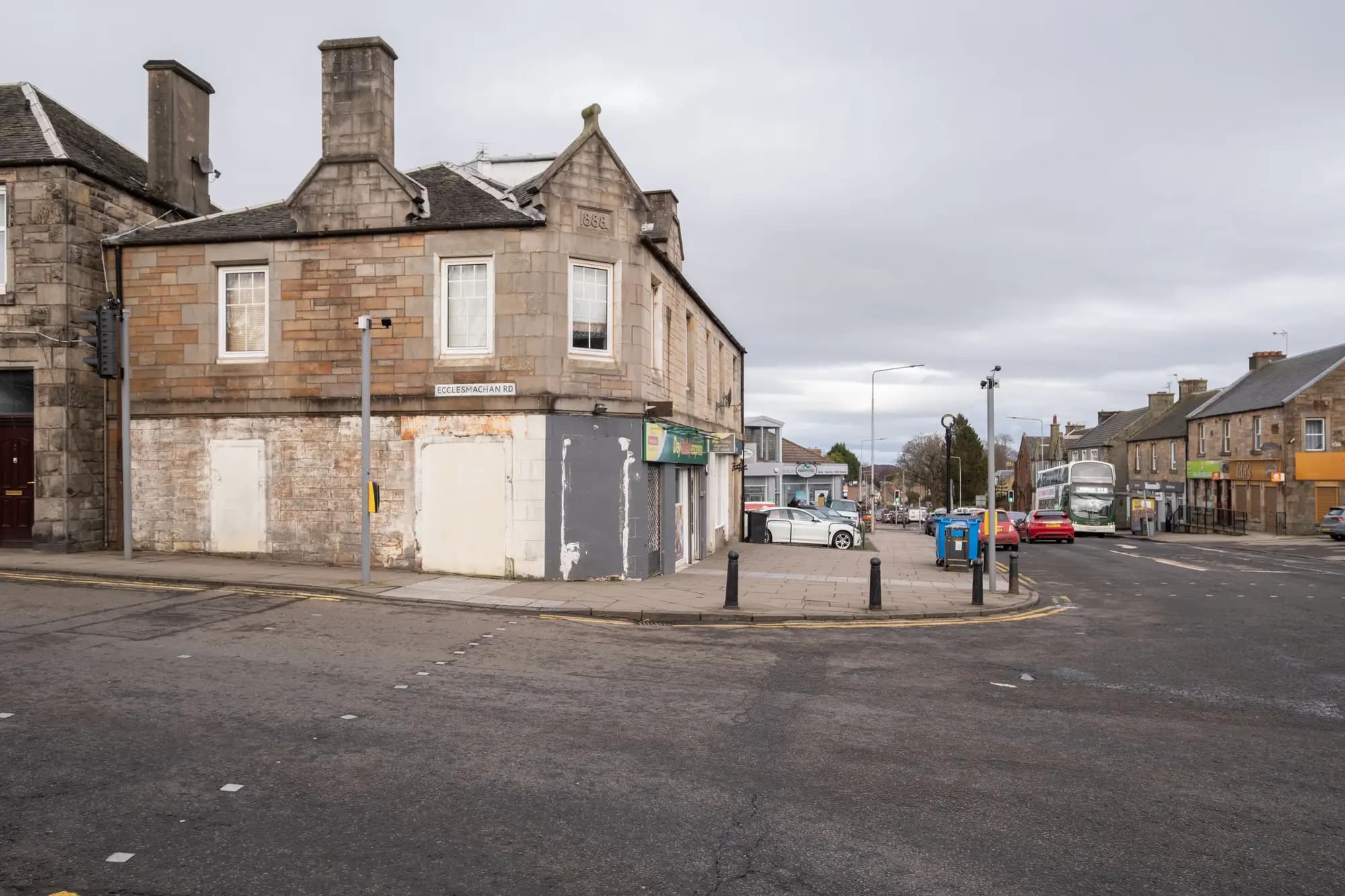 property photo 16 of 17