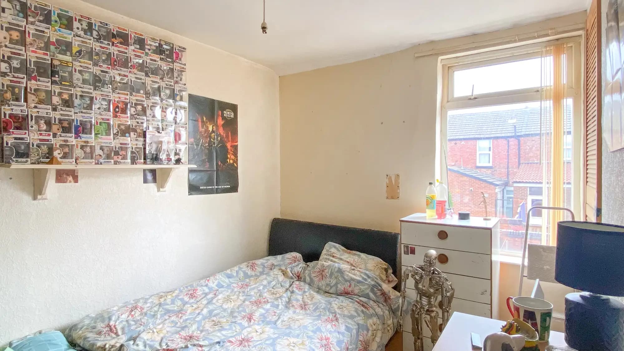 property photo 8 of 15