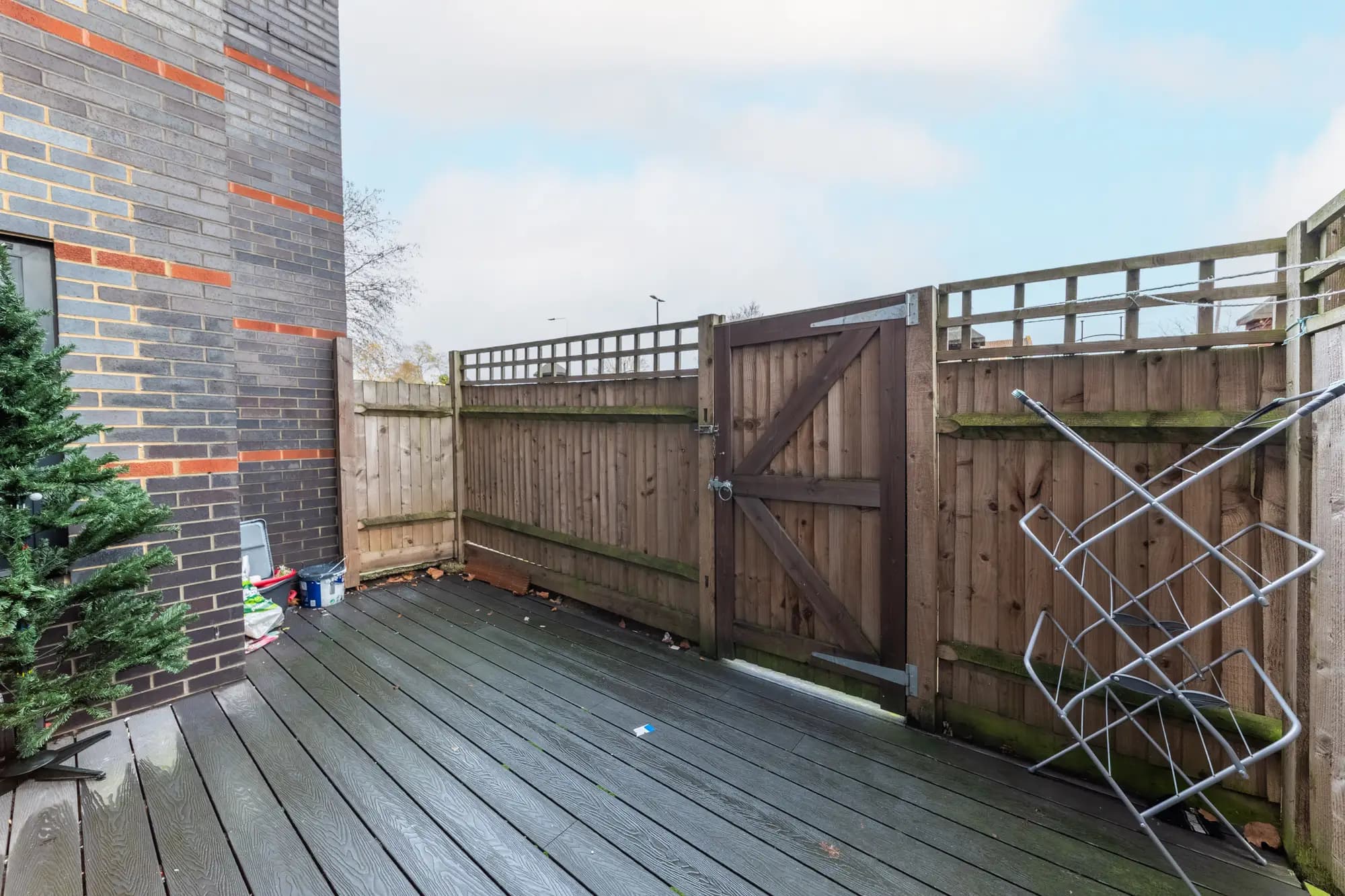 property photo 17 of 19